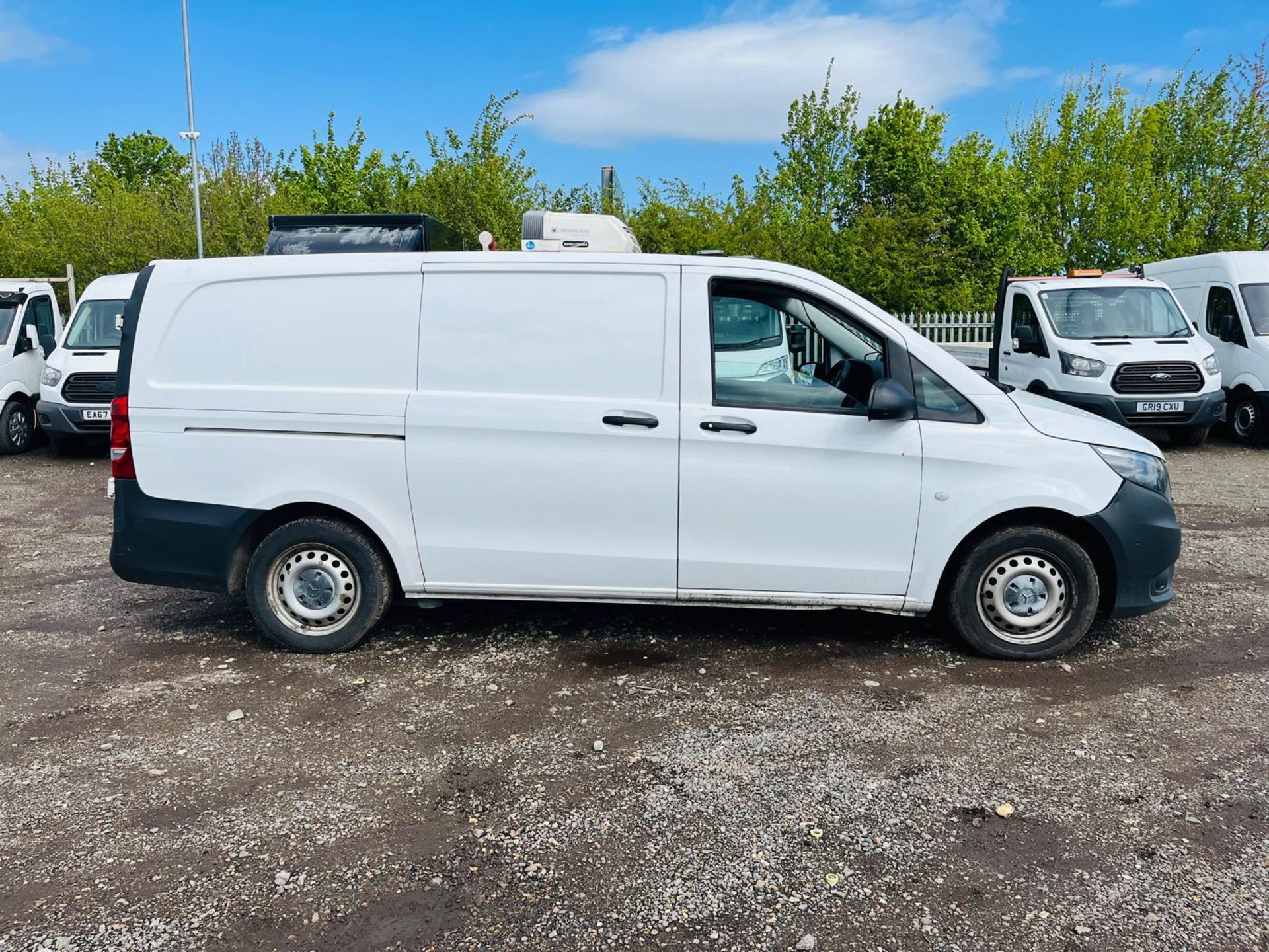 Mercedes Benz Vito 114 CDI RWD Fridge/Freezer 2.1 2019 '69 Reg '-ULEZ Compliant-Parking Sensors-A/C - Image 13 of 27