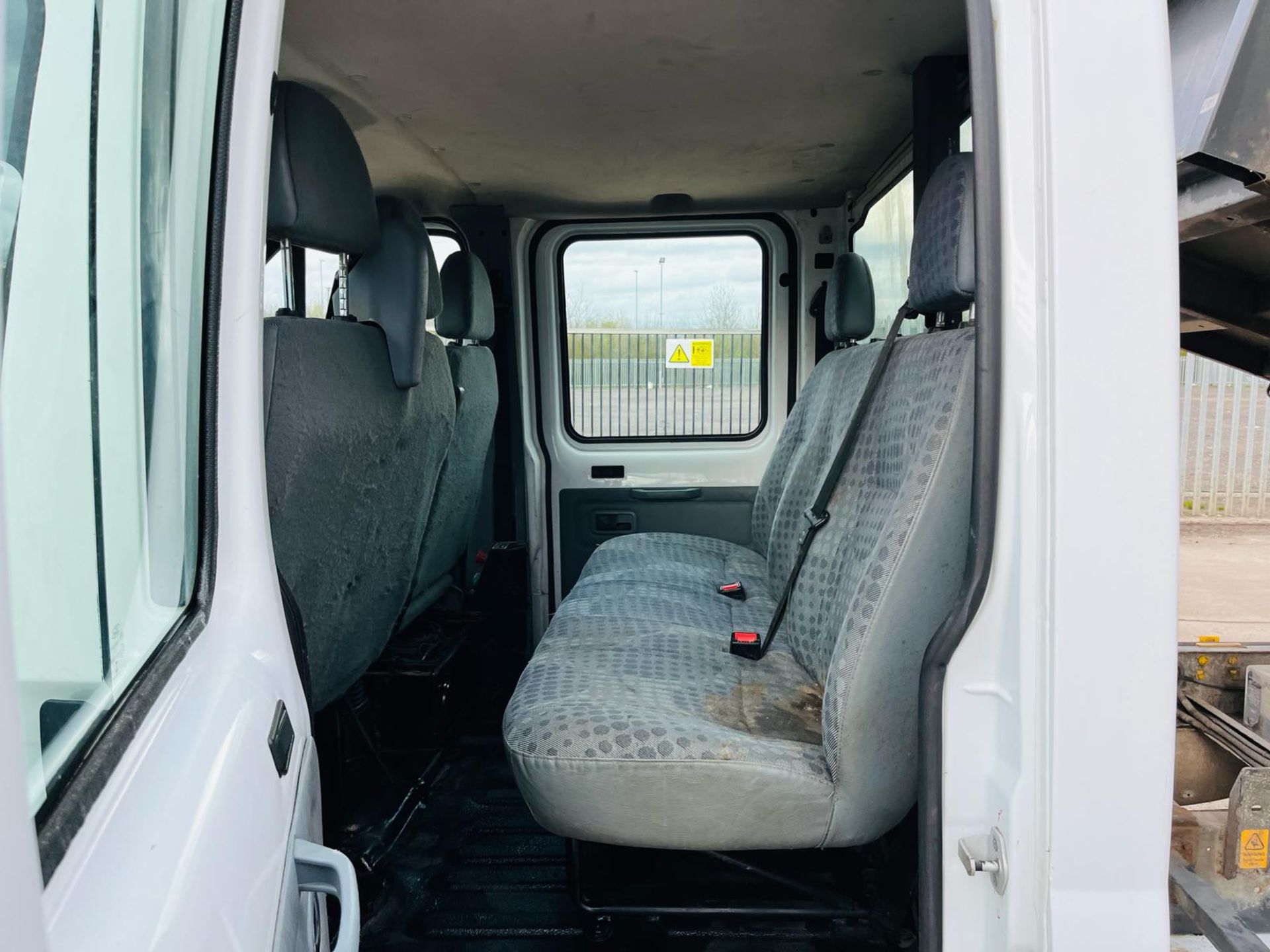 ** ON SALE ** Ford Transit 350 2.2 TDCI 125 1 Way Tipper CrewCab L3H1 2014 '63 Reg' -Tow Bar - Image 30 of 38