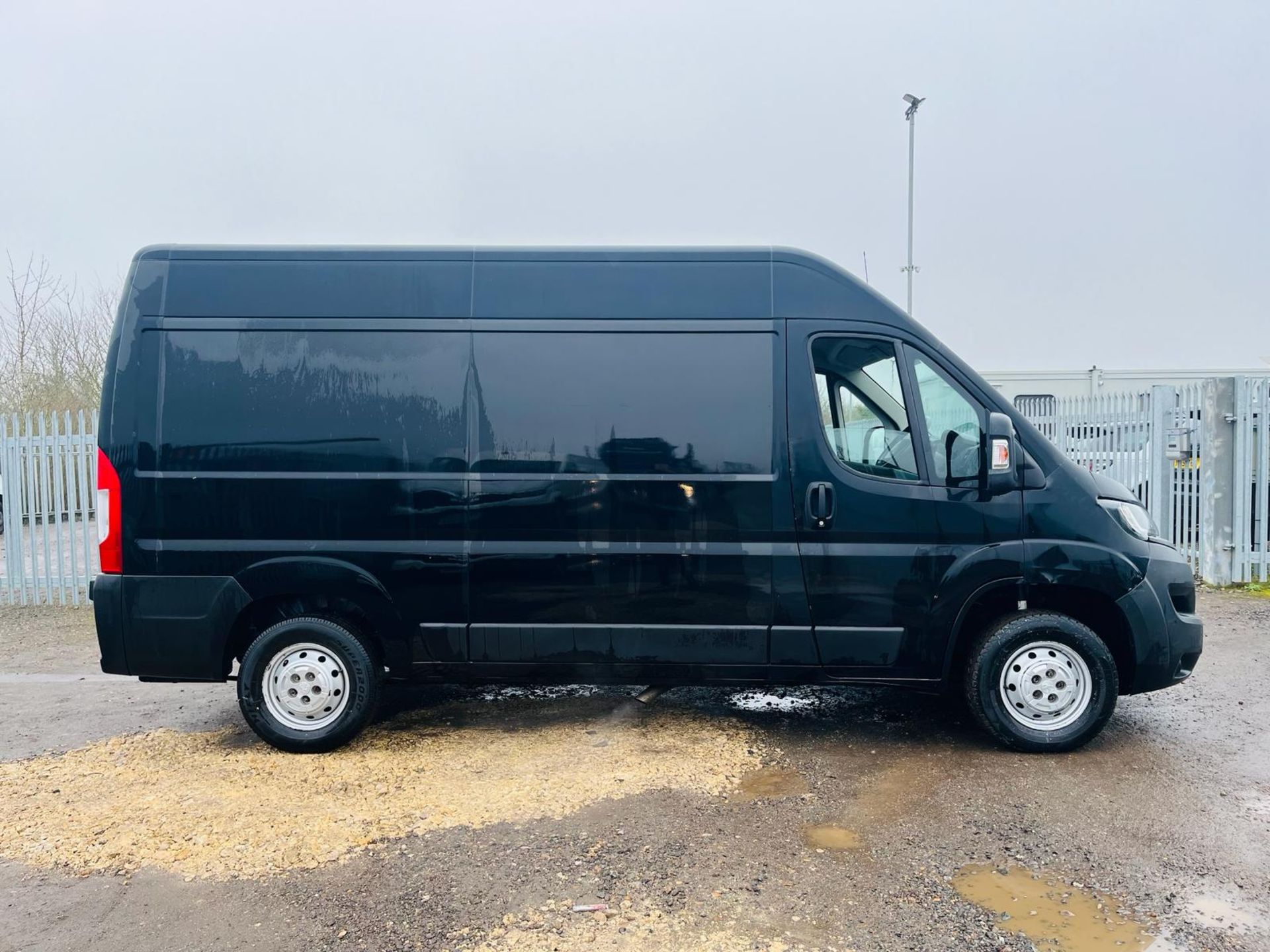 ** ON SALE ** Peugeot Boxer 335 2.0 Bluehdi 130 Professional L2H2 Panel Van 2019 '19 Reg' -ULEZ - Image 12 of 26