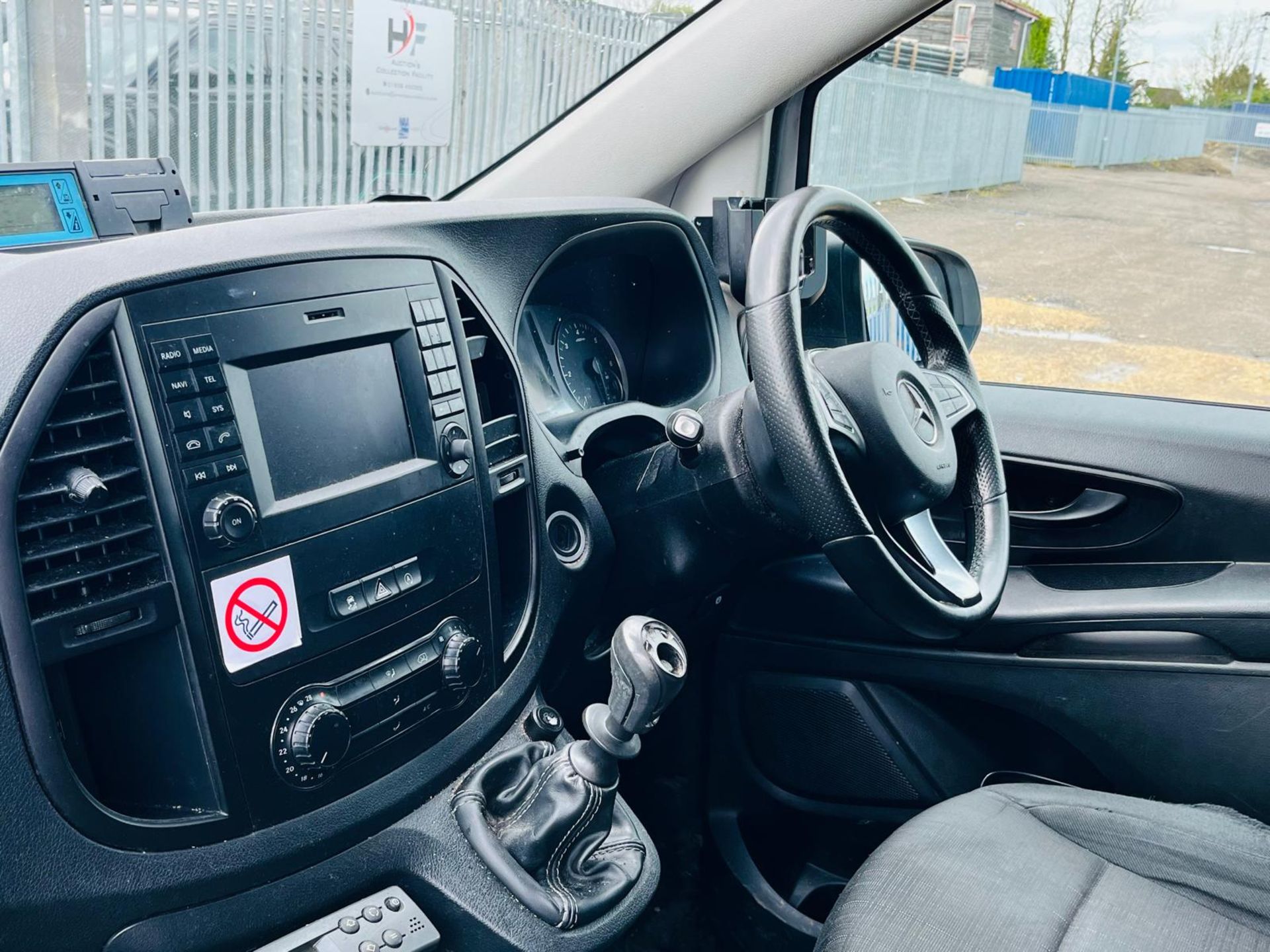 Mercedes Benz Vito 114 CDI RWD Fridge/Freezer 2.1 2019 '19 Reg '-ULEZ Compliant-Parking Sensors-A/C - Image 22 of 27