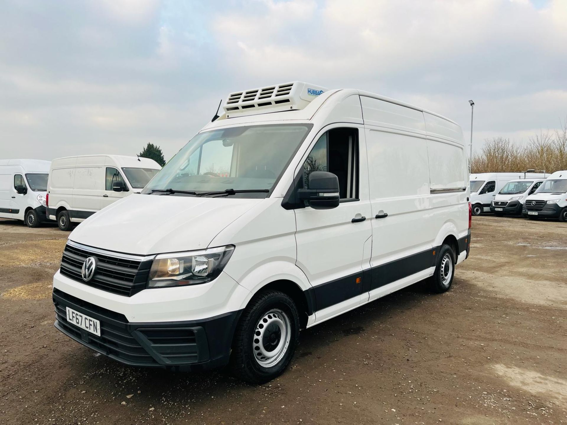 ** ON SALE ** Volkswagen Crafter Cr35 Startline 140 2.0 Tdi L2H3 Fridge/Freezer 2017 '67 Reg' - Image 3 of 28