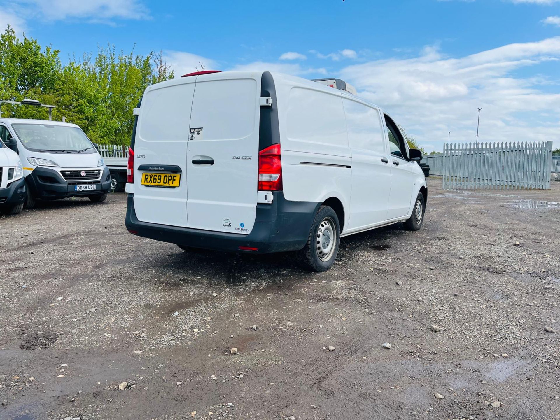 Mercedes Benz Vito 114 CDI RWD Fridge/Freezer 2.1 2019 '69 Reg '-ULEZ Compliant-Parking Sensors-A/C - Image 12 of 27