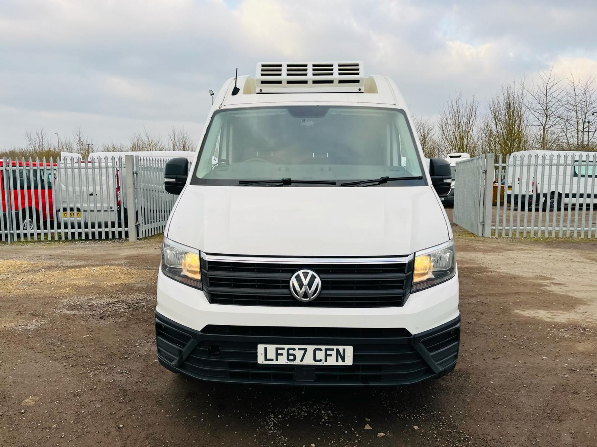 ** ON SALE ** Volkswagen Crafter Cr35 Startline 140 2.0 Tdi L2H3 Fridge/Freezer 2017 '67 Reg' - Image 2 of 28