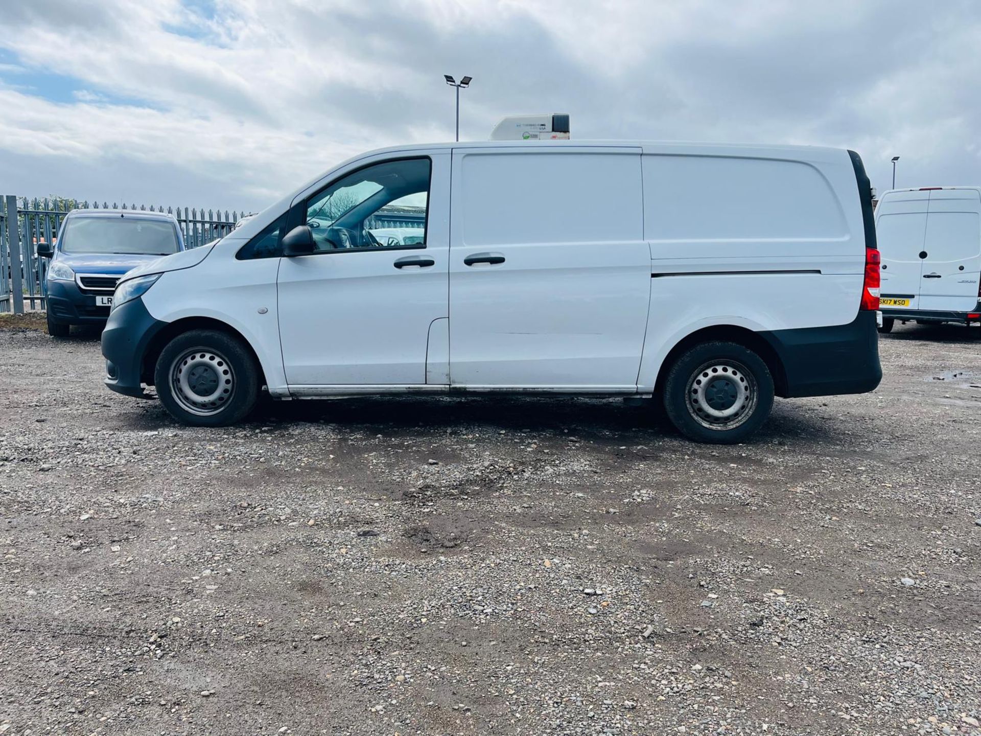 Mercedes Benz Vito 114 CDI RWD Fridge/Freezer 2.1 2019 '69 Reg '-ULEZ Compliant-Parking Sensors-A/C - Image 4 of 27