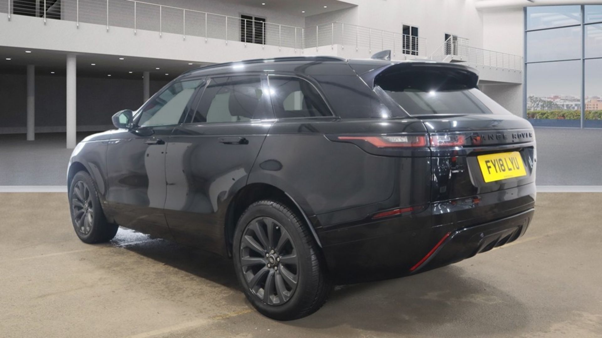 ** ON SALE ** Land Rover Range Rover Velar 2.0 D240 R-Dynamic S 2018 '18 Reg' 4WD - Panoramic Roof - Image 5 of 9