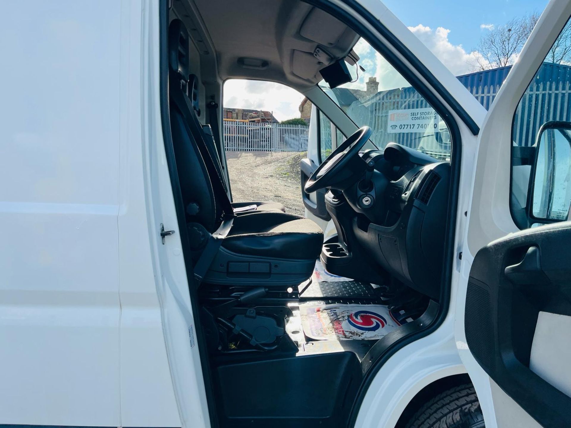 ** ON SALE ** Peugeot Boxer Professional 225 BlueHDI 130 2.0 L3H2 2018'68 Reg'-A/C-Parking Sensors - Image 15 of 28