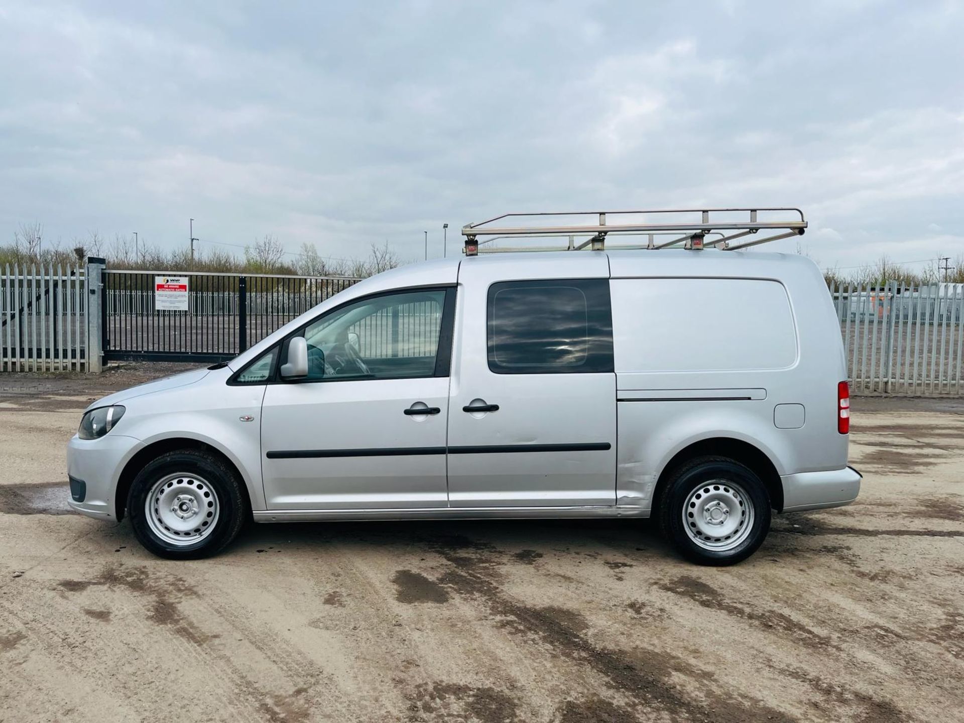 Volkswagen Caddy Maxi Kombi DSG C20 TDI 102 Crew Cab L3 1.6 2014'14 Reg'-Roof Rack- A/C- Bluetooth - Bild 4 aus 33