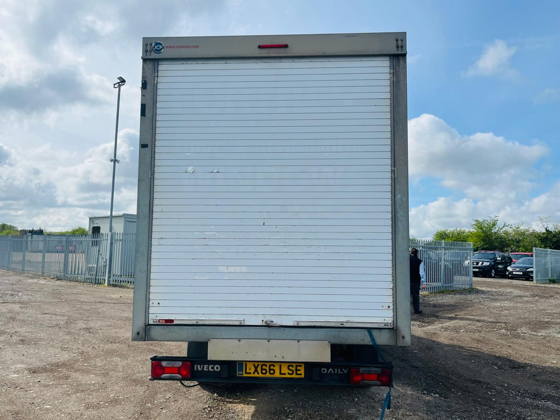 IVECO Daily Luton 35S14 MWB 2.3 3.5 Tonne 2016 '66 Reg' - ULEZ Compliant - Power Windows - Image 6 of 22