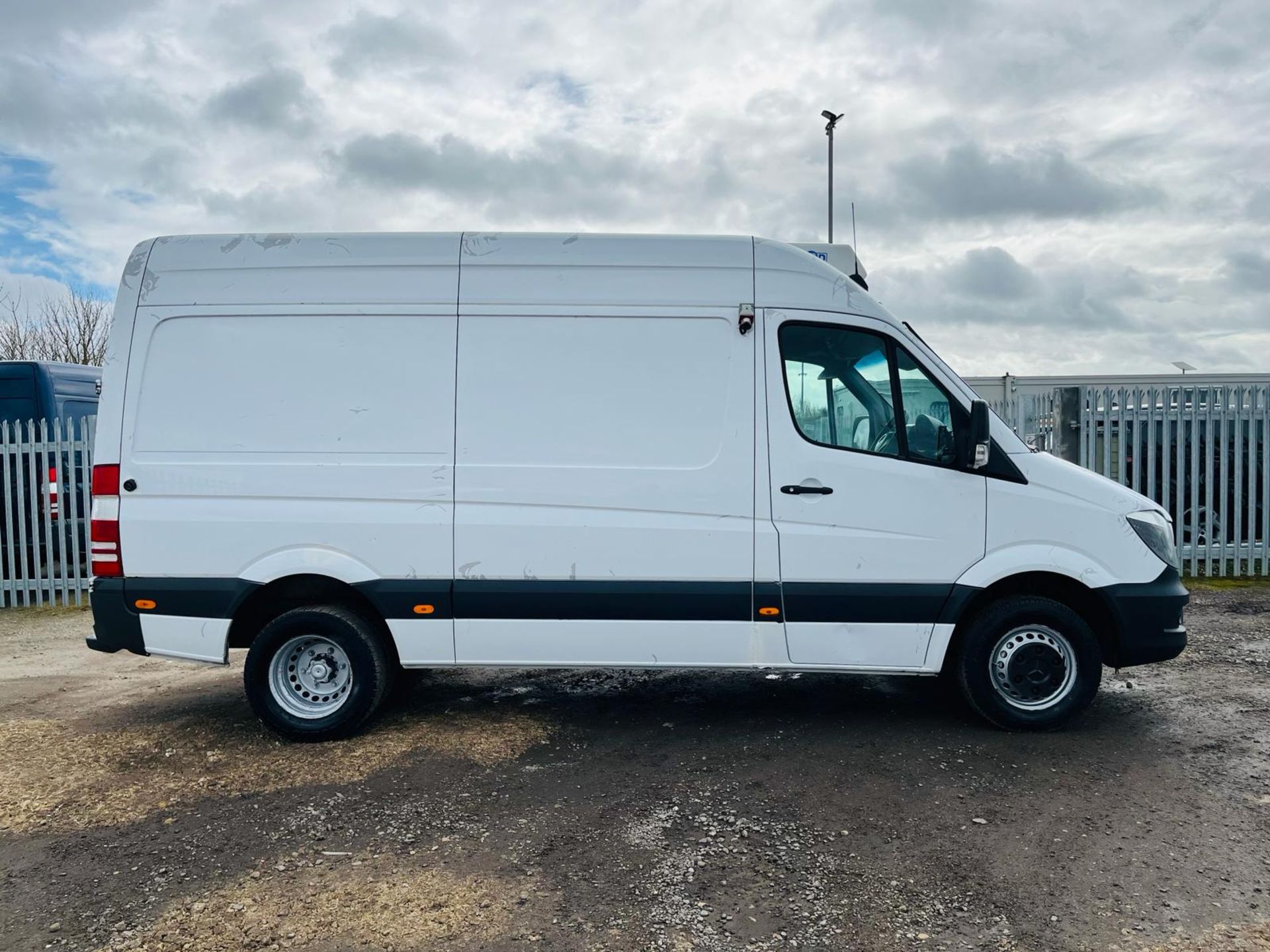 ** ON SALE ** Mercedes-Benz Sprinter 516 Fridge/Freezer 2.2 Cdi L2H3-2017 '67 Reg'-1 Former Keeper - Image 8 of 22