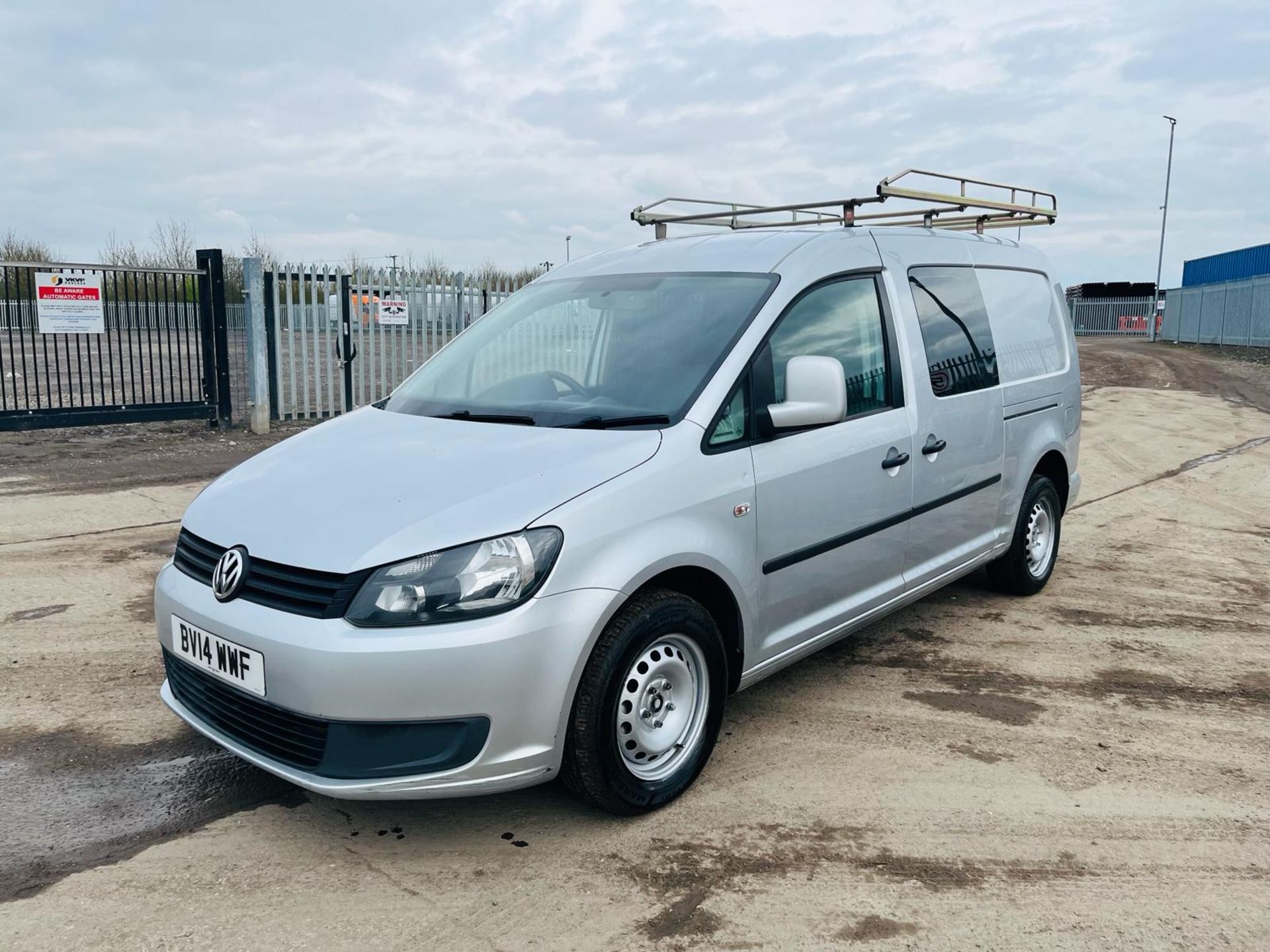 Volkswagen Caddy Maxi Kombi DSG C20 TDI 102 Crew Cab L3 1.6 2014'14 Reg'-Roof Rack- A/C- Bluetooth - Image 3 of 33