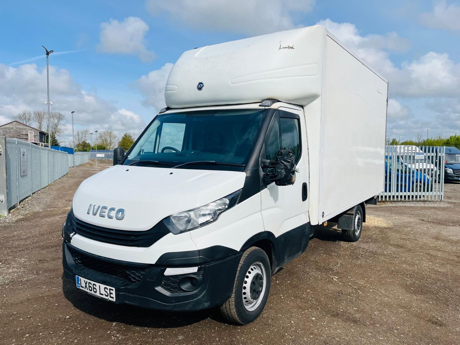 IVECO Daily Luton 35S14 MWB 2.3 3.5 Tonne 2016 '66 Reg' - ULEZ Compliant - Power Windows - Image 3 of 22