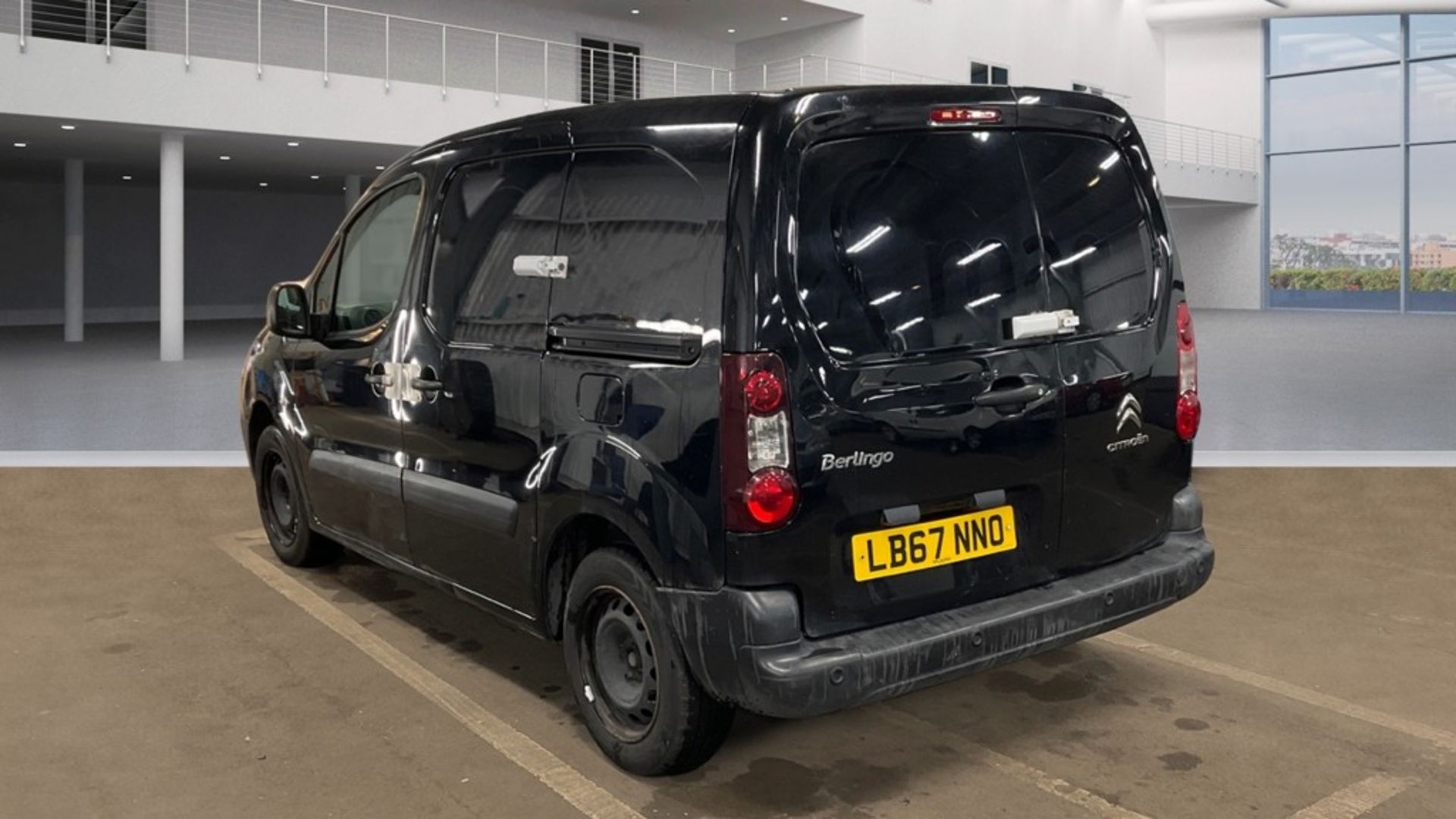 ** ON SALE ** Citroen Berlingo BlueHDI Enterprise L1 H1 1.6 75 2017 '67 Reg'-A/C- Parking Sensors - Image 4 of 9