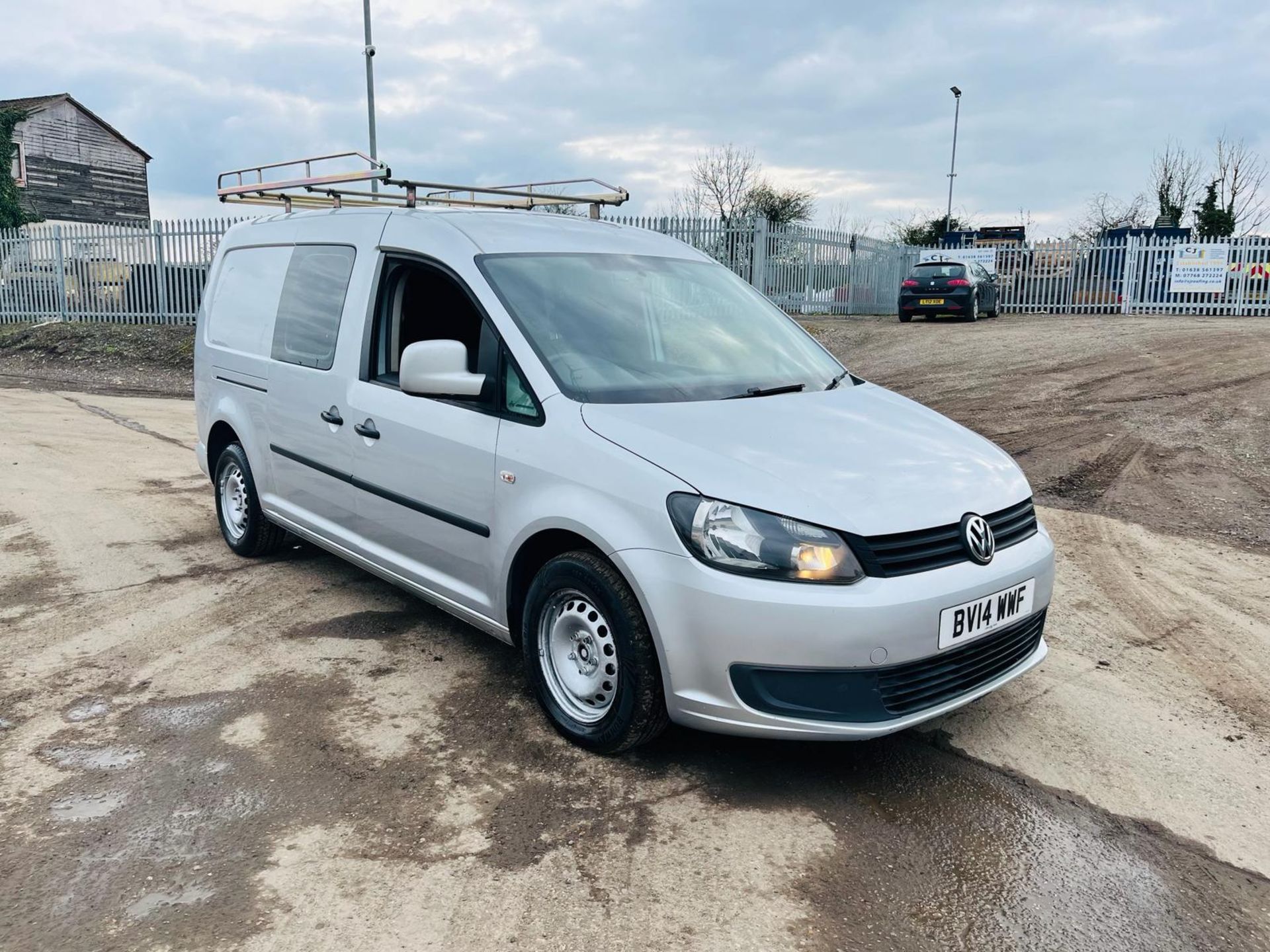 Volkswagen Caddy Maxi Kombi DSG C20 TDI 102 Crew Cab L3 1.6 2014'14 Reg'-Roof Rack- A/C- Bluetooth