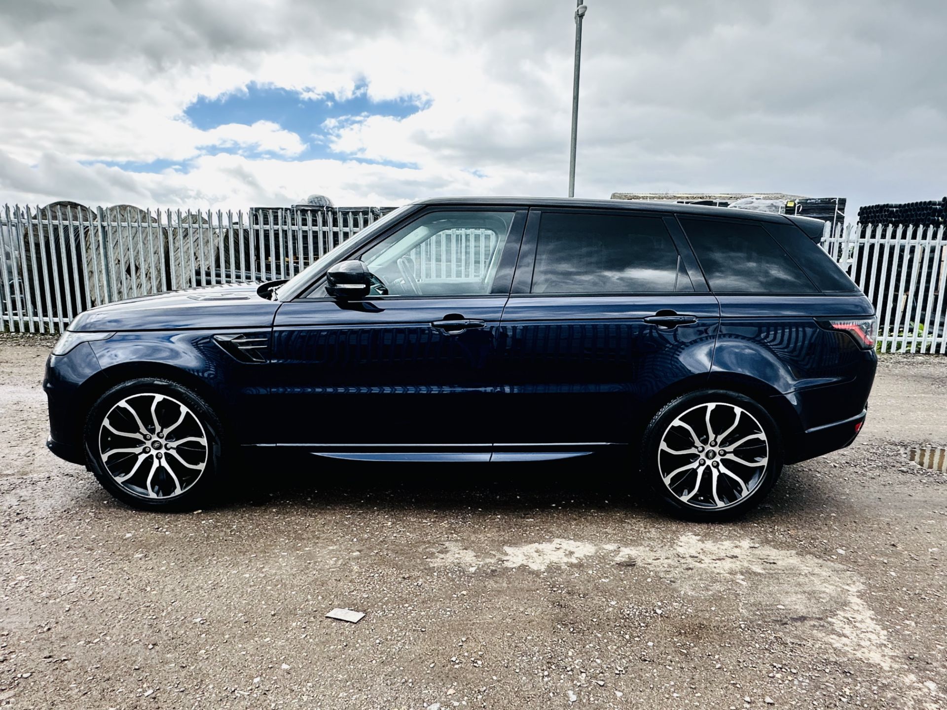 **ON SALE** Land Rover Range Rover Sport 3.0 SDV6 HSE DYNAMIC 2020 '69 Reg'- Only 47544 Miles - Image 7 of 30