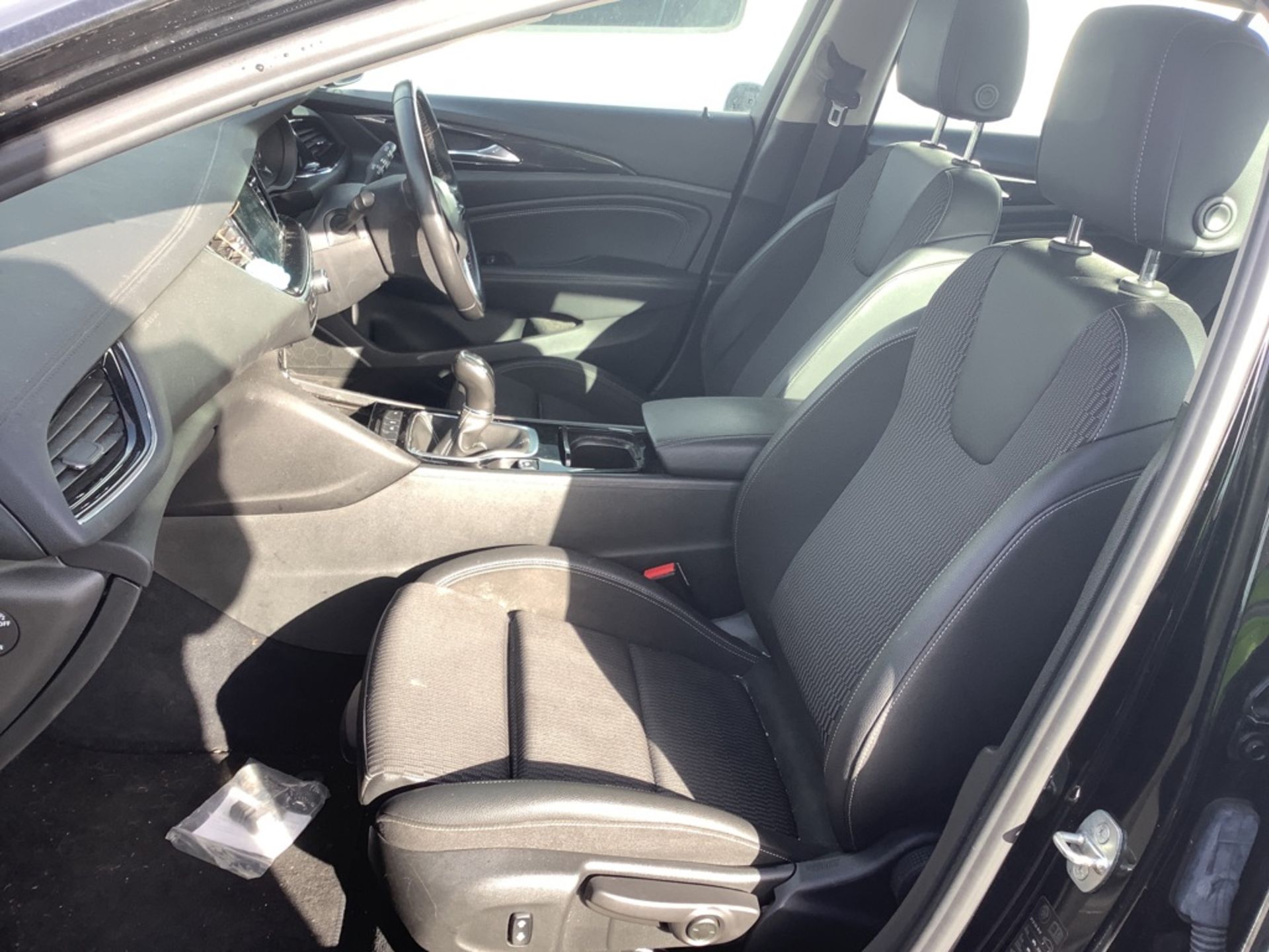 ** ON SALE ** Vauxhall Insignia ST 1.6 Turbo 136 SRI Estate 2019 '19 Reg'- ULEZ Compliant - Image 6 of 9