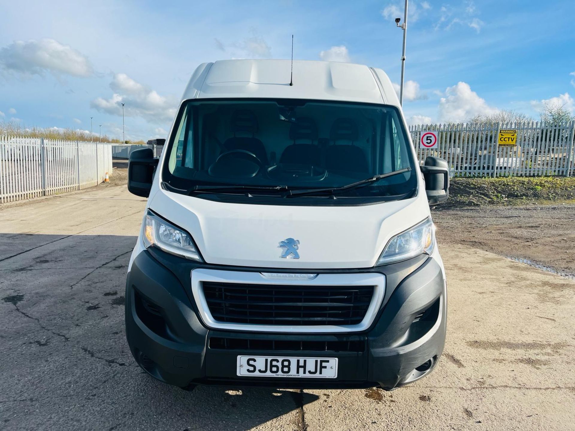 ** ON SALE ** Peugeot Boxer Professional 225 BlueHDI 130 2.0 L3H2 2018'68 Reg'-A/C-Parking Sensors - Image 2 of 28