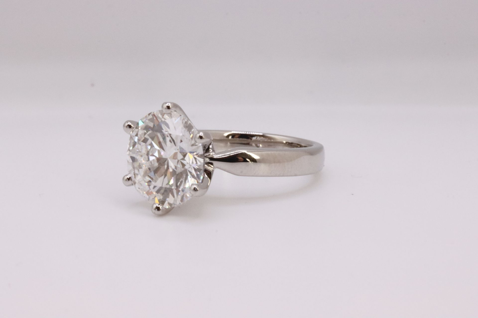 **ON SALE ** Round Brilliant Cut Diamond Platinum Ring 5.00 Carat F Colour VS2 Clarity IDEAL EX EX - Image 7 of 8