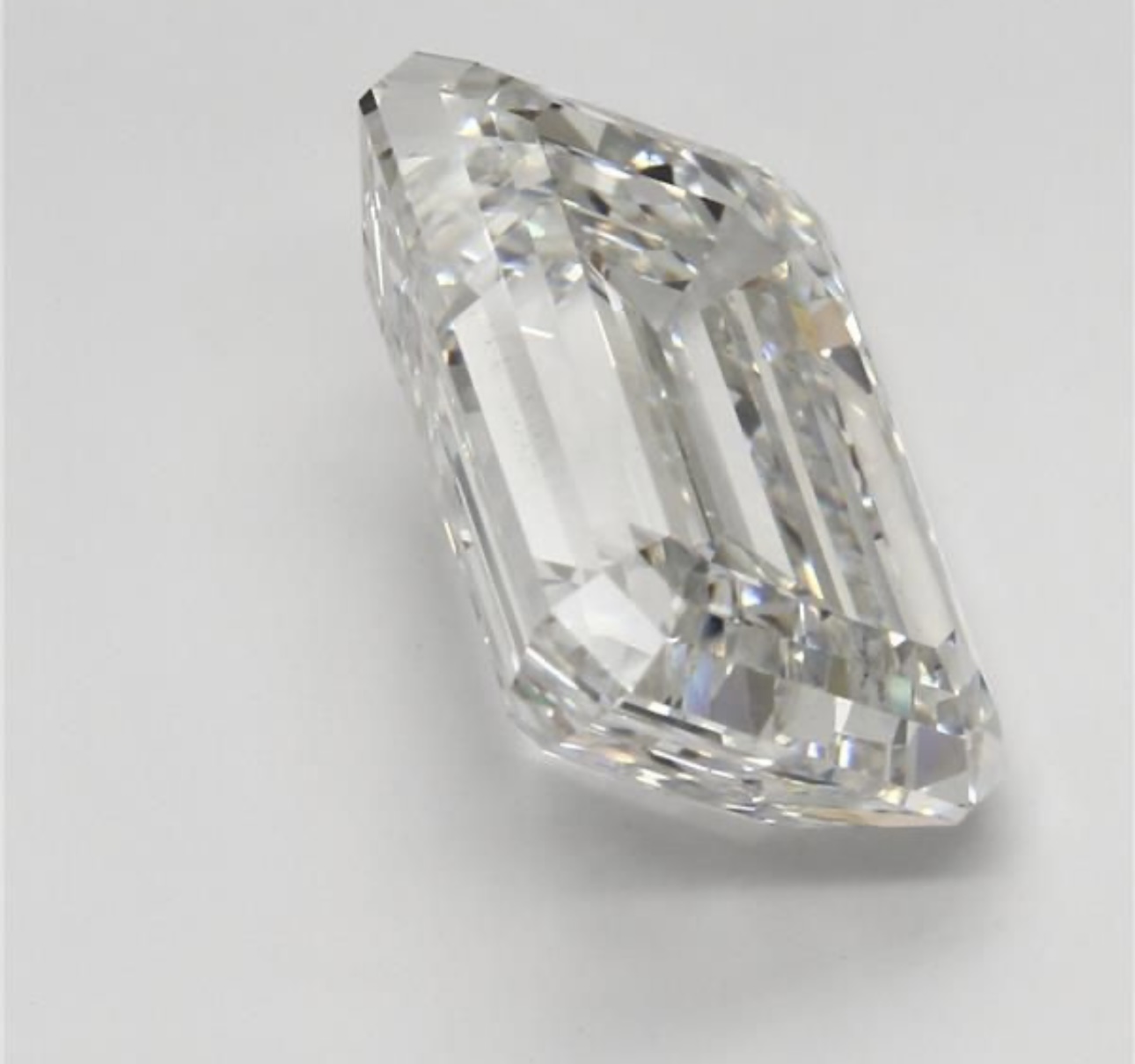 Emerald Cut Diamond F Colour VS2 Clarity 8.45 Carat EX EX - IGI - Bild 5 aus 8