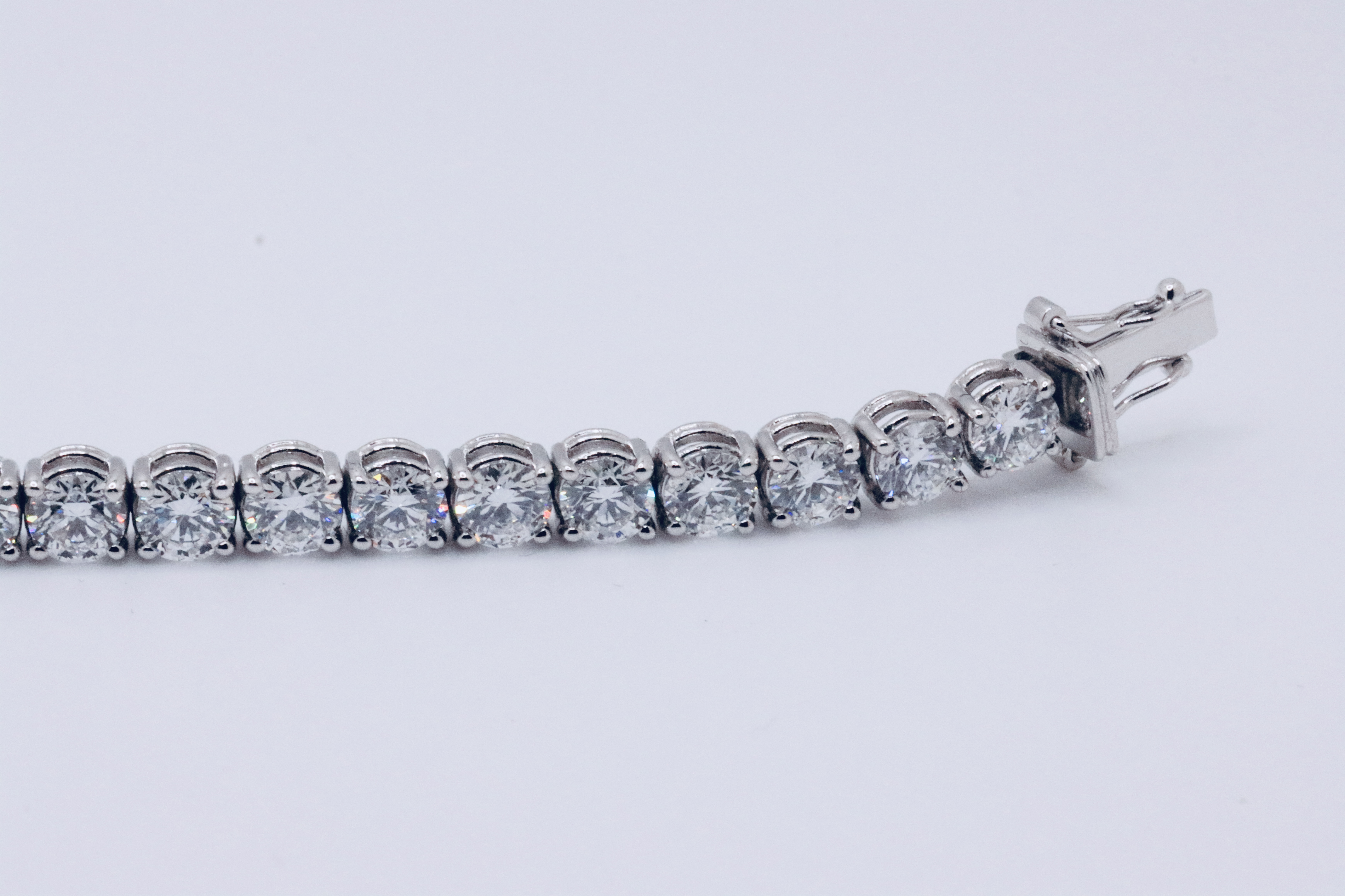 Round Brilliant Cut 14 Carat Diamond Tennis Bracelet D Colour VVS Clarity - 18Kt White Gold - IGI - Bild 6 aus 7