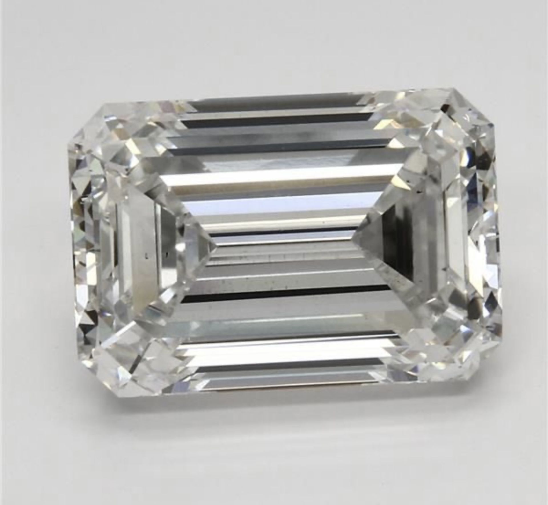 Emerald Cut Diamond F Colour VS2 Clarity 8.45 Carat EX EX - IGI