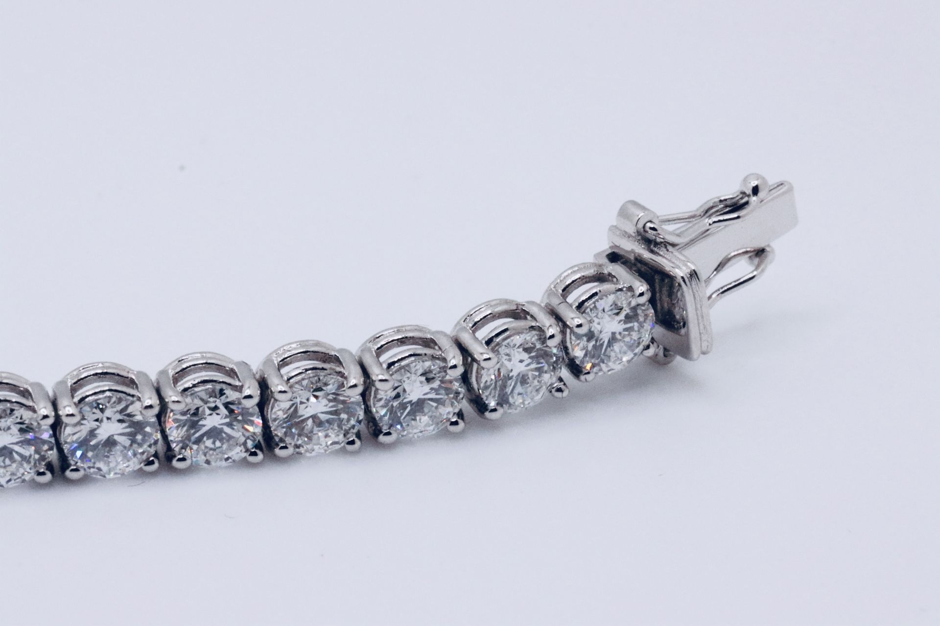 Round Brilliant Cut 14 Carat Diamond Tennis Bracelet E Colour VS Clarity - 18Kt White Gold - IGI - Bild 10 aus 11