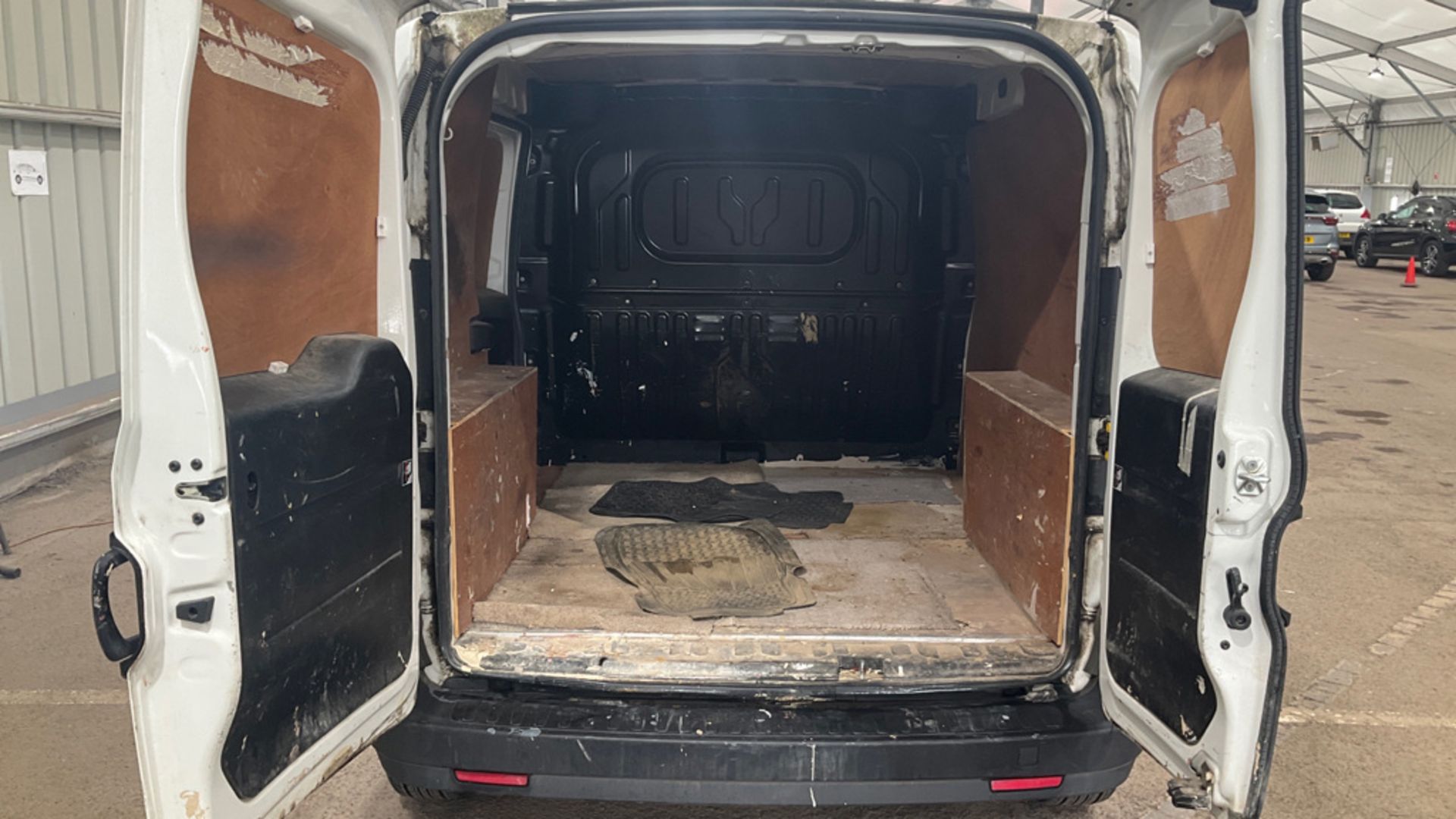 Fiat Doblo Cargo 1.3 Multijet 95 L1H1 2019 '19 Reg' -1 Former Keeper -ULEZ Compliant - Image 5 of 9