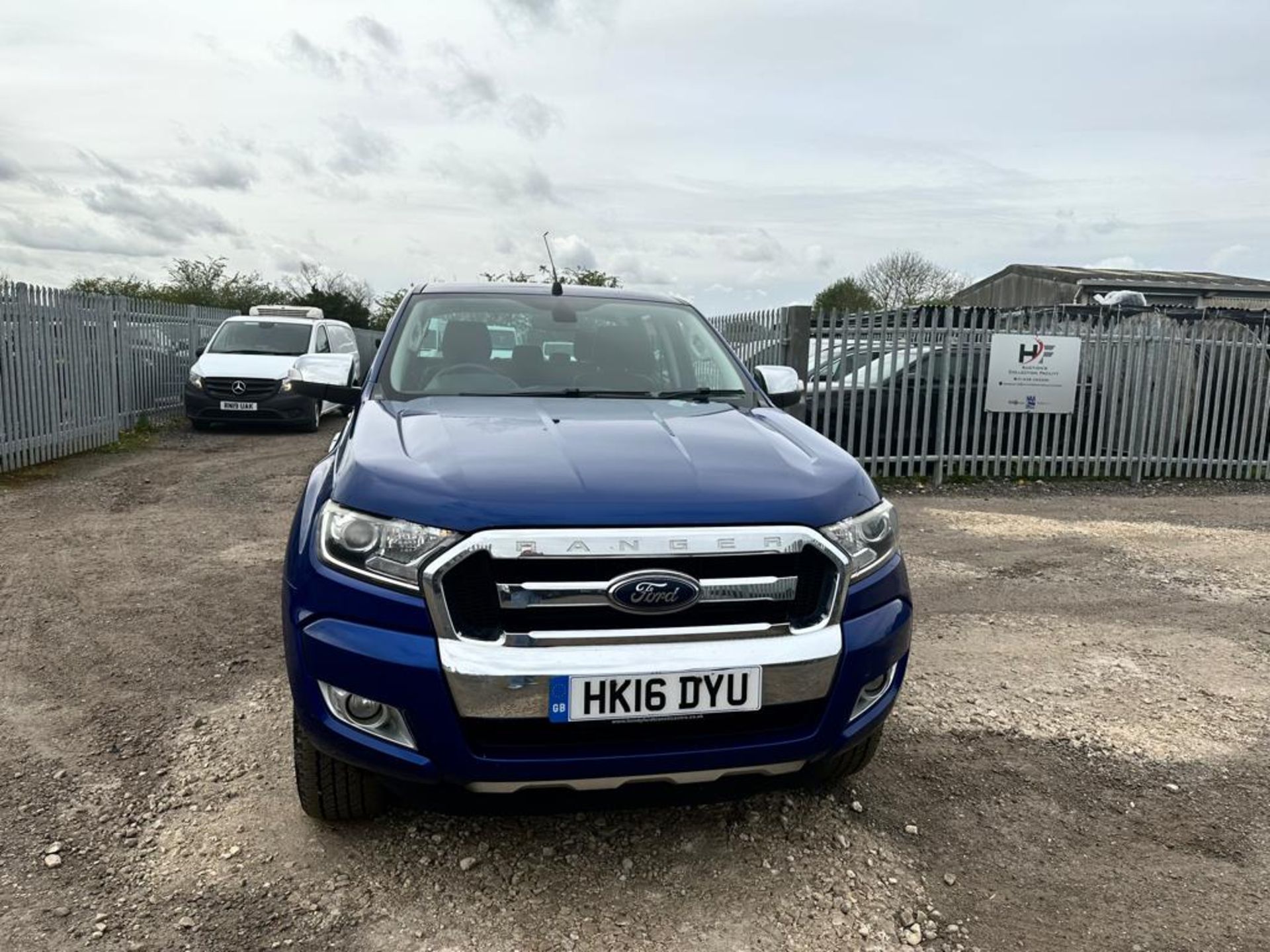 ** ON SALE ** Ford Ranger Limited DCI TDCI 160 4X4 2016 '16 Reg'-Automatic - A/C - -Bluetooth-No Vat - Image 3 of 38