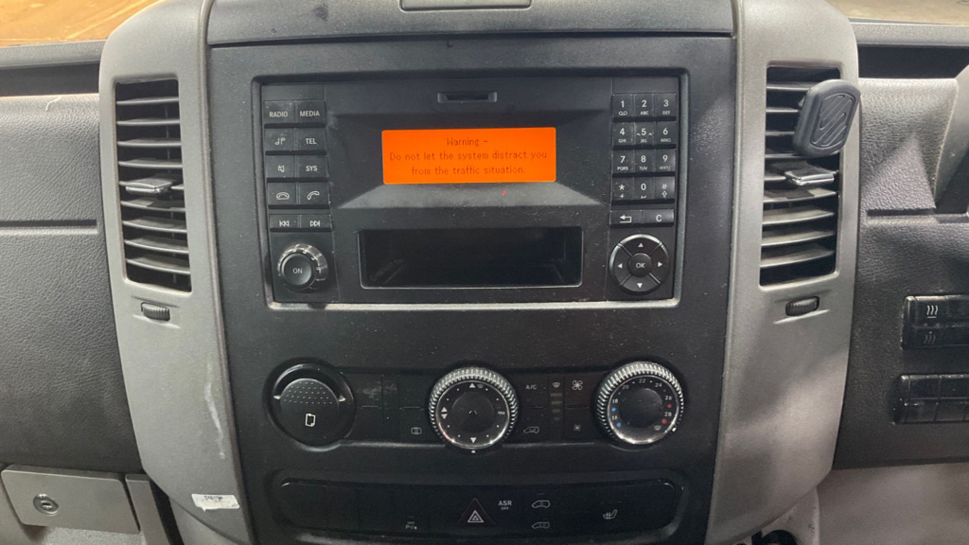 Mercedes-Benz Sprinter 314 2.1 CDI 3.5T L3H3-2018 '68 Reg'-ULEZ Compliant -Bluetooth Audio -No Vat - Image 8 of 9