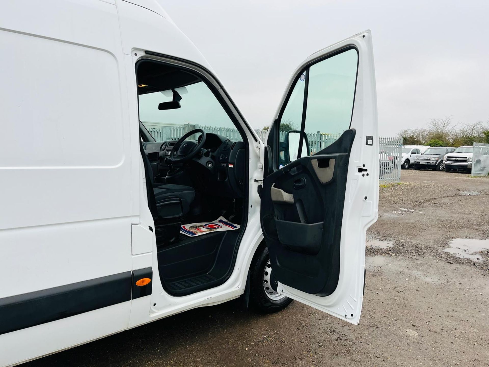 Renault Master Business DCI 110 2.3 3.5T L3 H3 2018 '68 Reg' -A/C -ULEZ Compliant - Long Wheel Base - Image 11 of 25