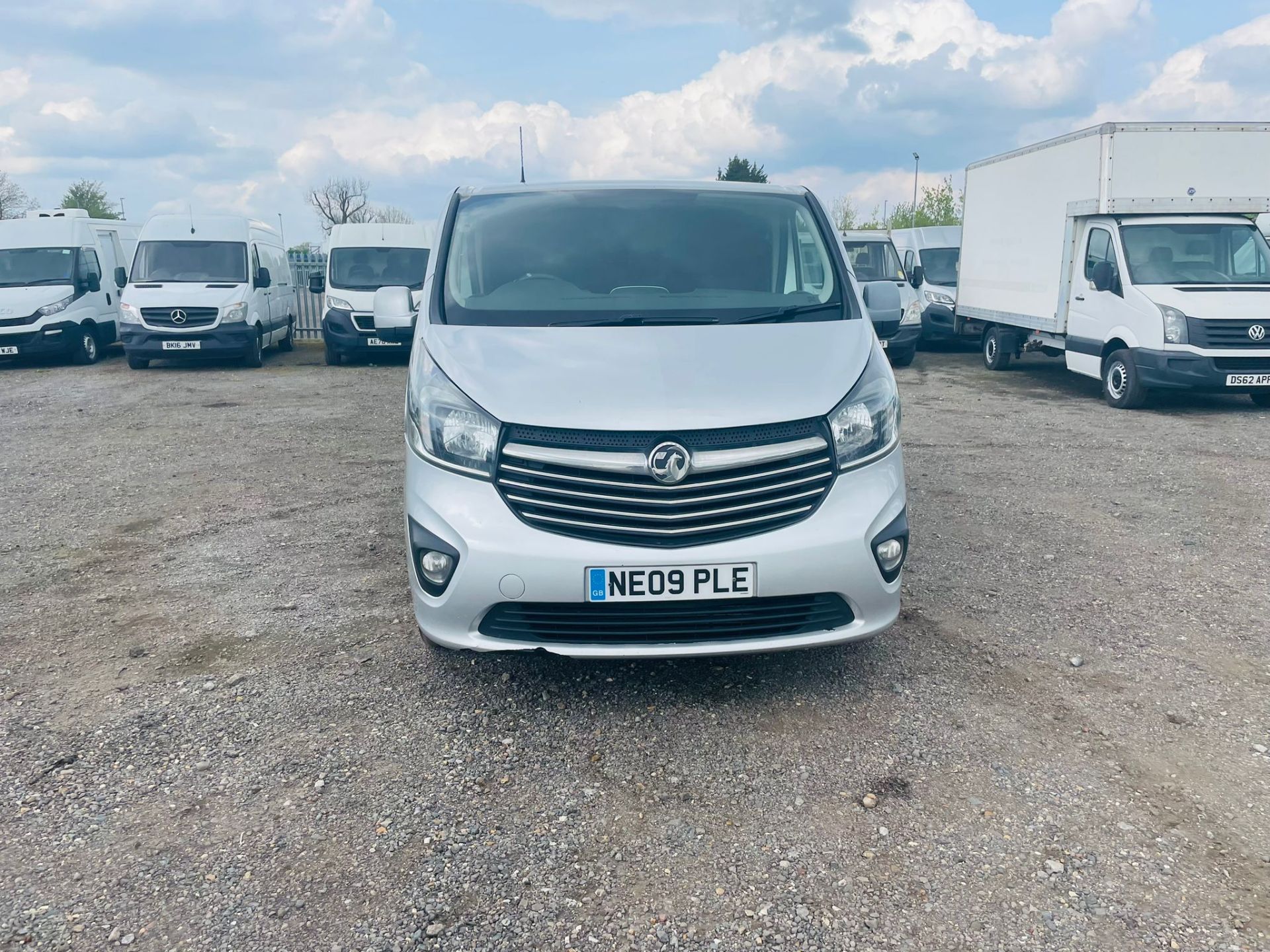 Vauxhall Vivaro 1.6 CDTI 115 Sportive L1 H1 CrewVan 2015 '15 Reg' A/C - 6 Seats - No Vat - Image 2 of 33