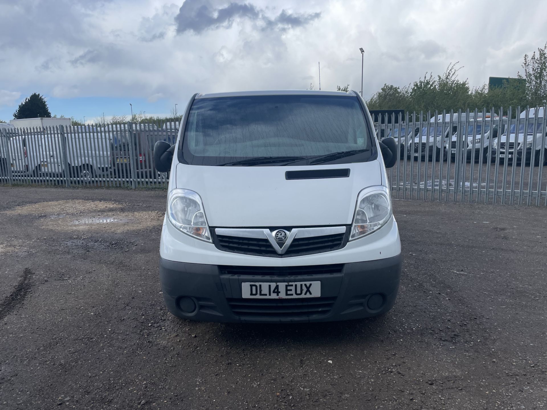 ** ON SALE ** Vauxhall Vivaro 2900 2.0 115 H3 L3 Panel Van 2014 '14 Reg' -Bluetooth Handsfree - Image 2 of 24