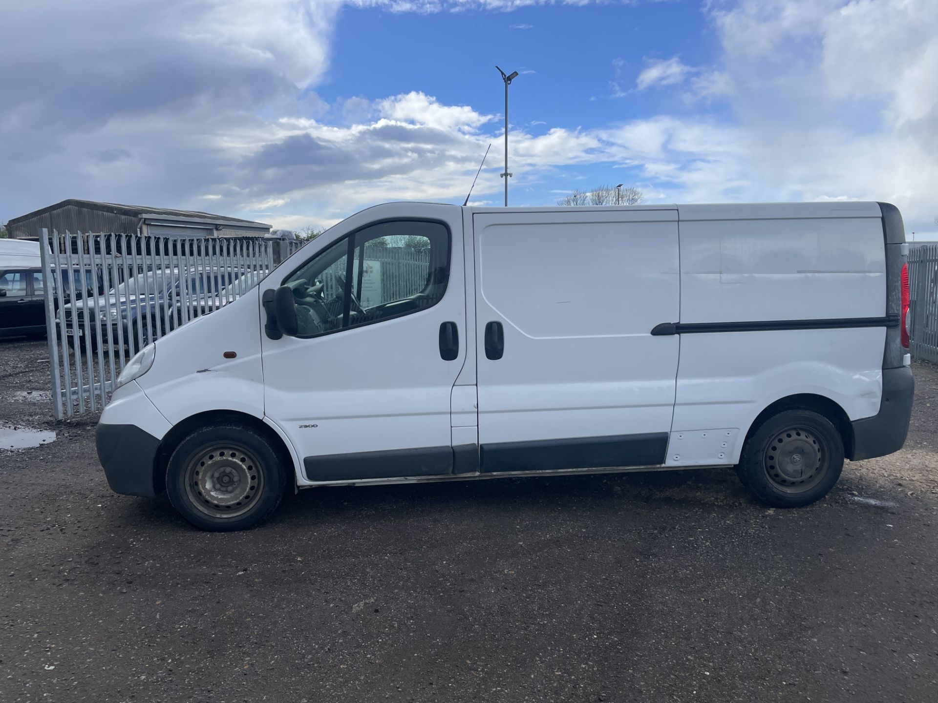 ** ON SALE ** Vauxhall Vivaro 2900 2.0 115 H3 L3 Panel Van 2014 '14 Reg' -Bluetooth Handsfree - Image 4 of 24