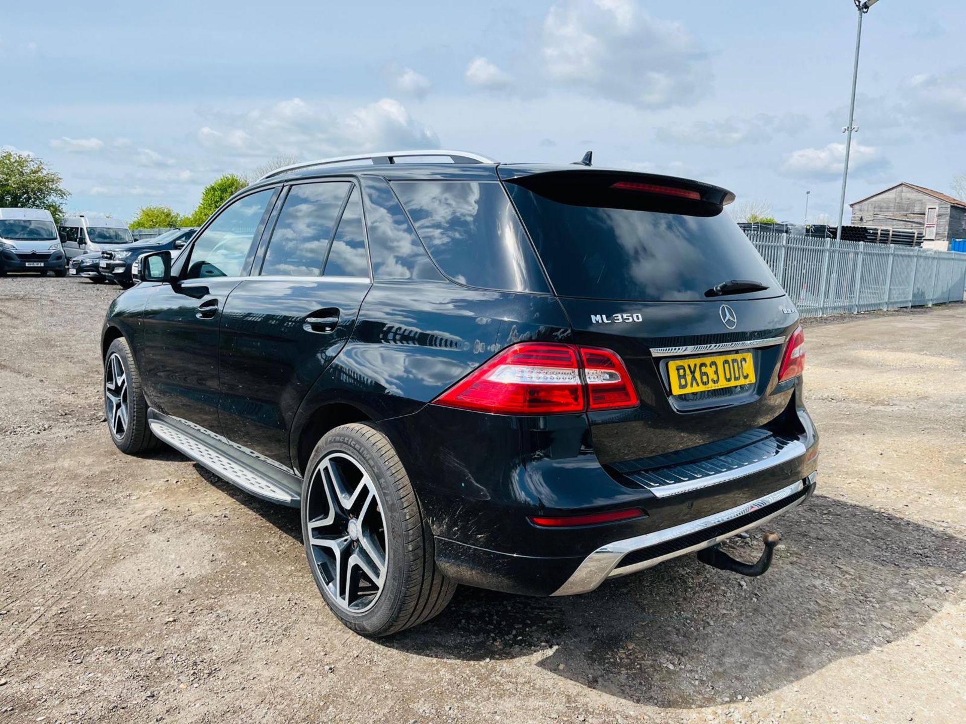 Mercedes Benz ML350 3.0 CDI BlueTec AMG Sport Tiptronic 2013 '63 Reg' Sat Nav - A/C - No Vat - Image 5 of 40