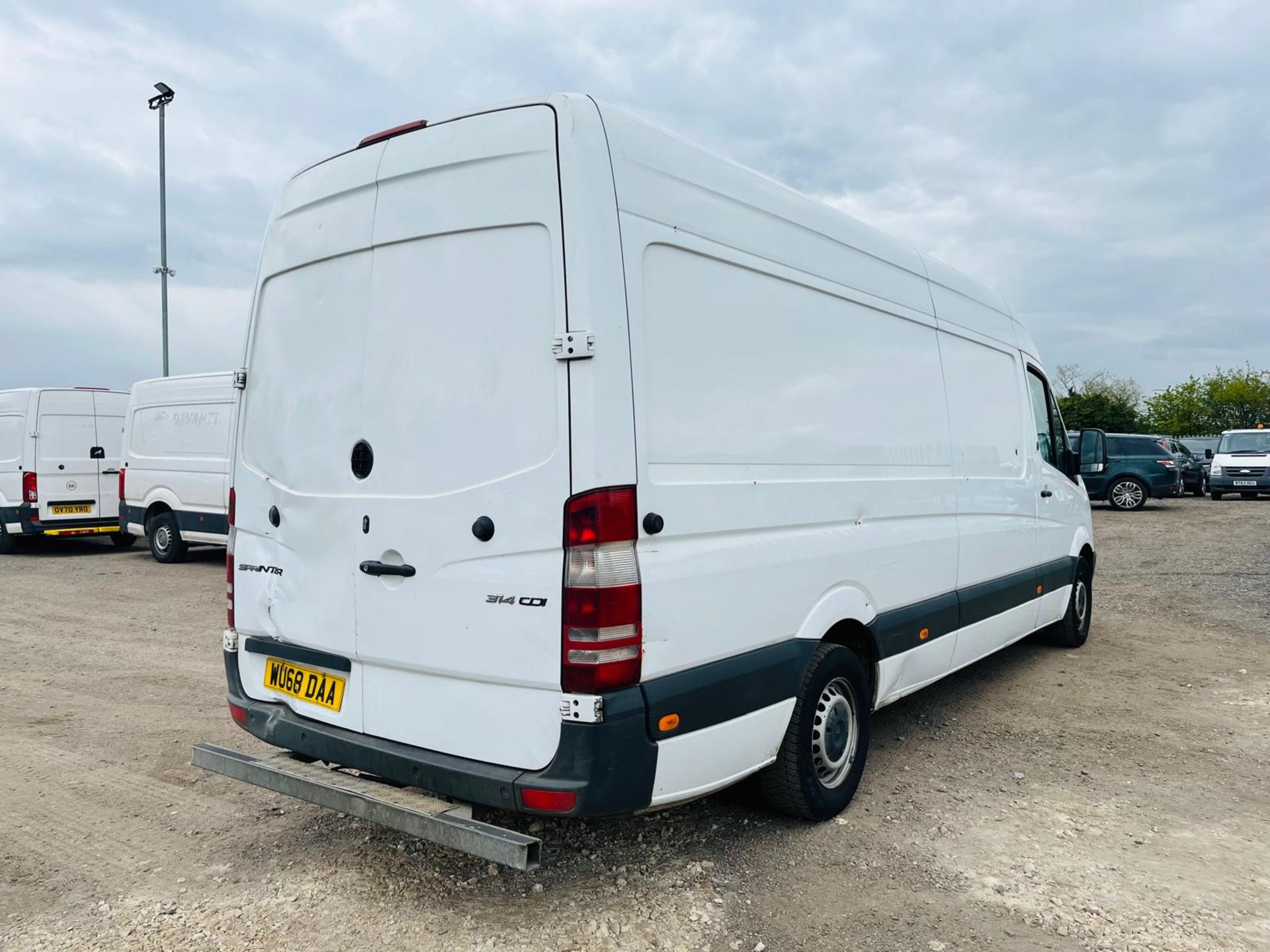 Mercedes-Benz Sprinter 314 2.1 CDI 3.5T L3H3-2018 '68 Reg'-ULEZ Compliant -Bluetooth Audio -No Vat - Image 12 of 25