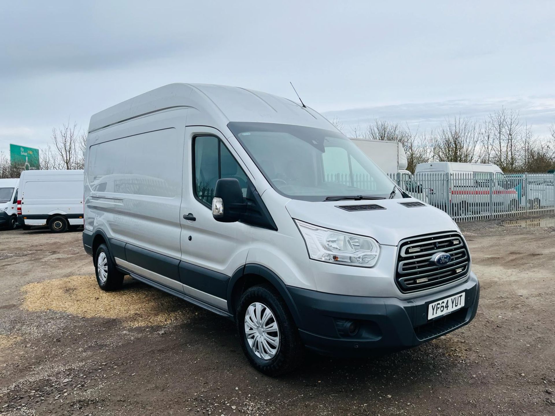 Ford Transit Trend 350 TDCI 125 2.2 L3 H3 2014 '64 Reg' - Parking sensors - Air Conditioning