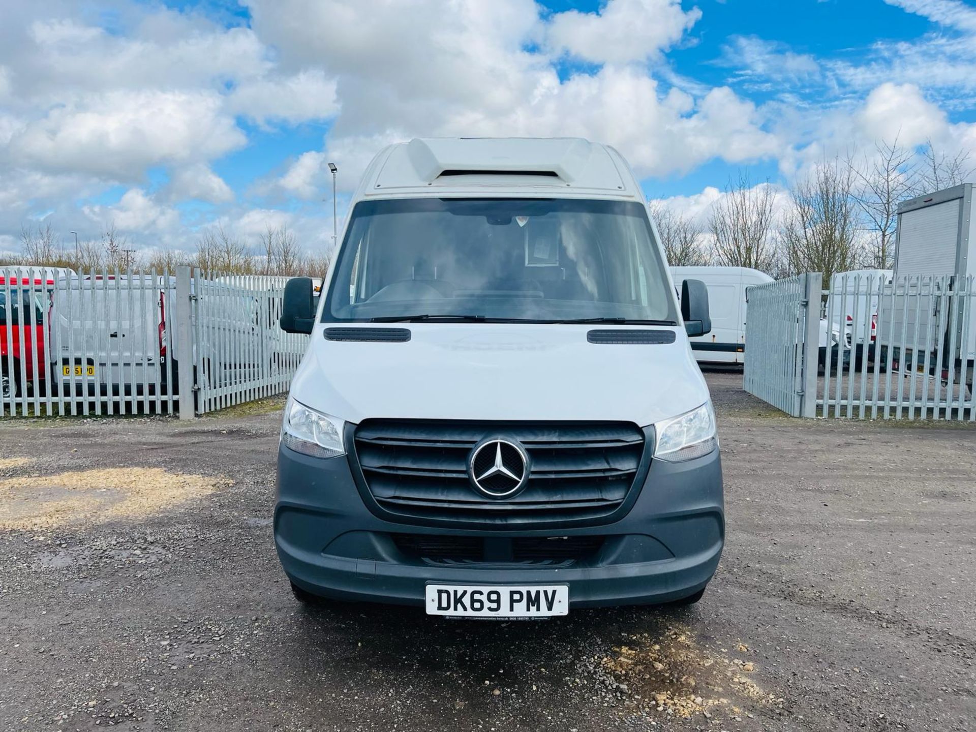 ** ON SALE ** Mercedes-Benz Sprinter Fridge /Freezer 314 CDI 3.5T 2.1 L2 H2 2019 '69 Reg'- A/C - Bild 2 aus 29