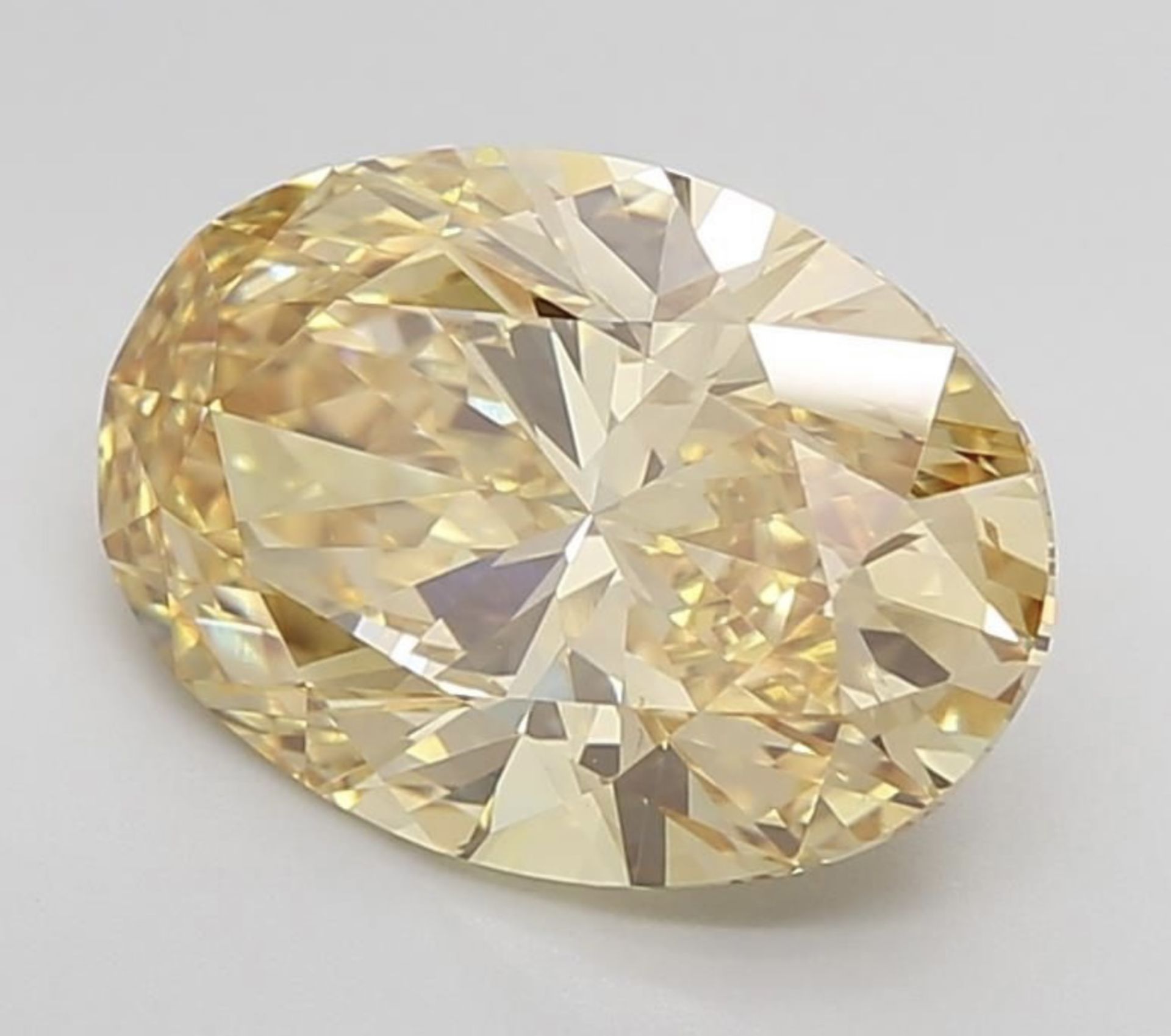 Oval Diamond 6.00 Carat Fancy Yellow Colour VS1 Clarity EX EX - IGI - Bild 2 aus 9
