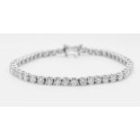 Round Brilliant Cut 10 Carat Diamond Tennis Bracelet F Colour VS Clarity - 18Kt White Gold - IGI