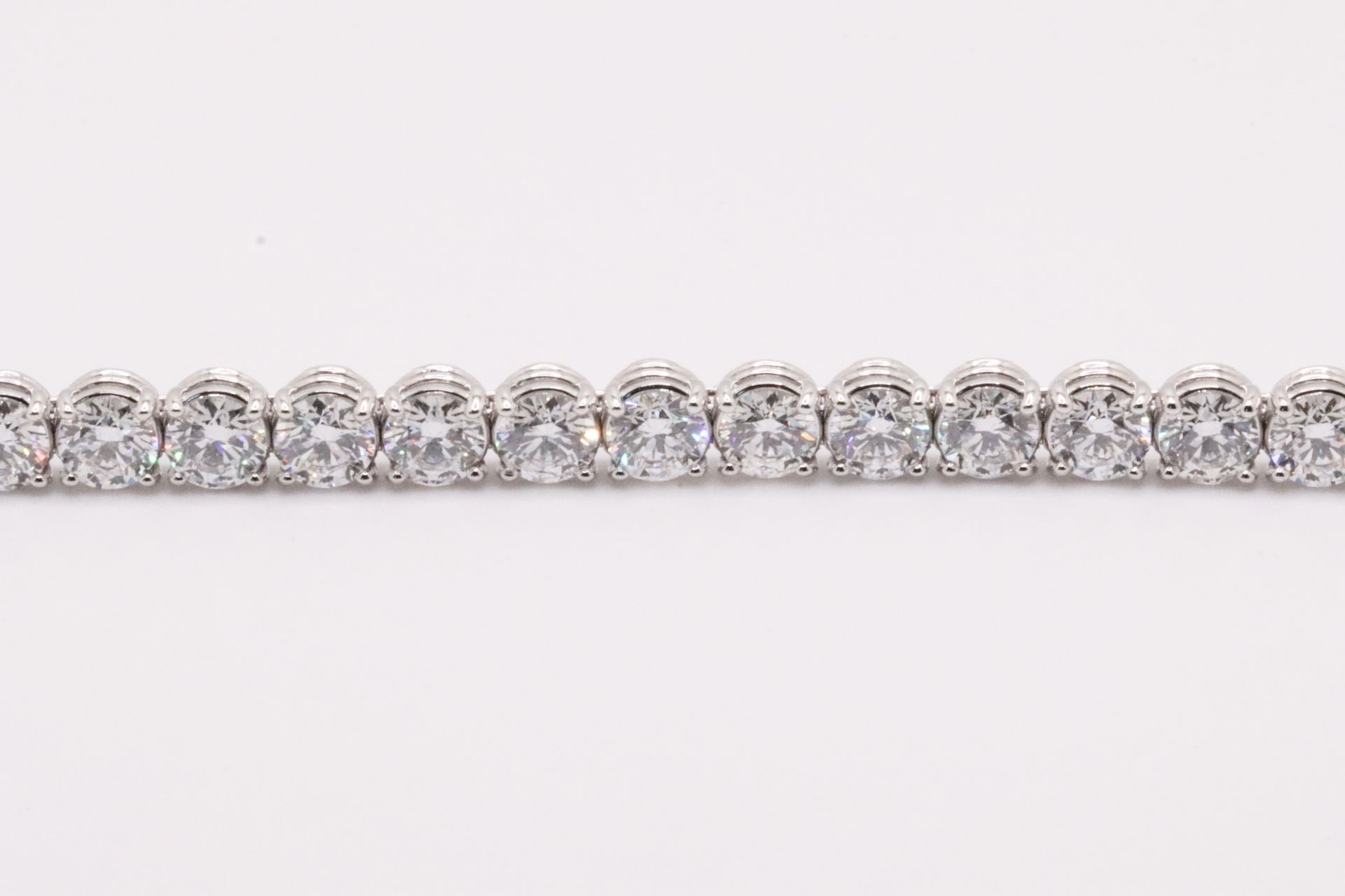 Round Brilliant Cut 21 Carat Diamond Tennis Bracelet F Colour SI Clarity - 18Kt White Gold - IGI - Bild 5 aus 7
