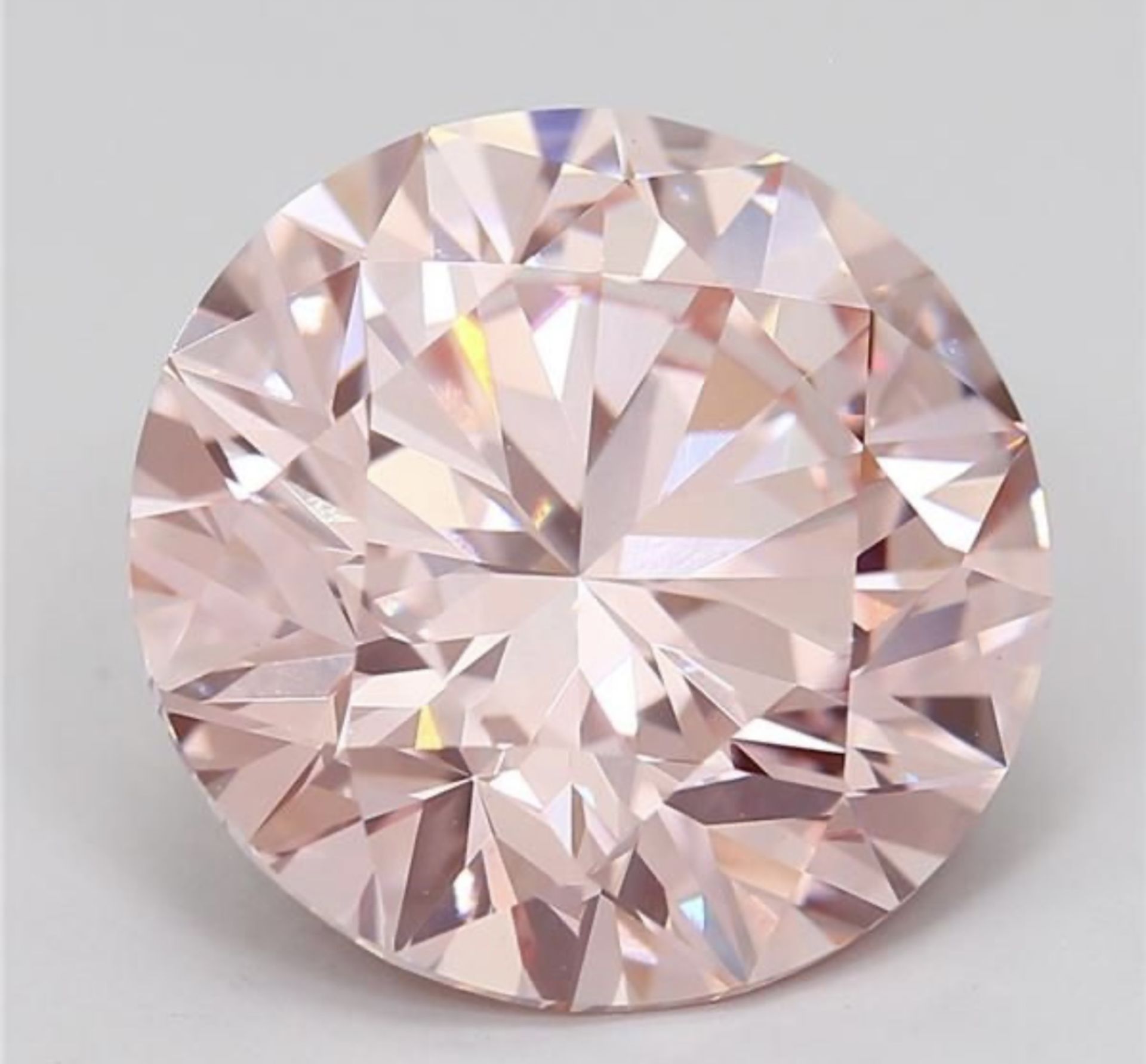 Round Brilliant Cut Diamond 7.42 Carat Fancy Pink Colour VS1 Clarity - IGI Certificate - Image 6 of 7