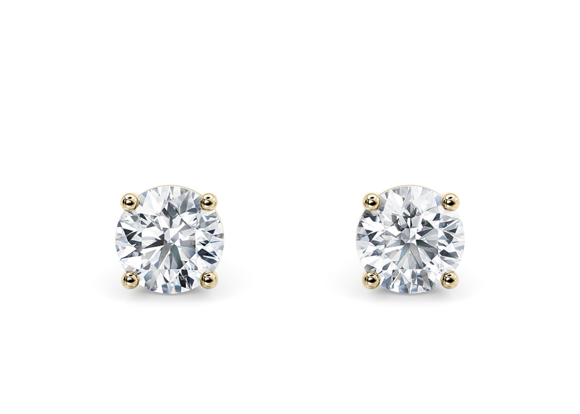 Round Brilliant Cut 3.00 Carat Diamond Earrings Set in 18kt Yellow Gold - E Colour VS Clarity - IGI