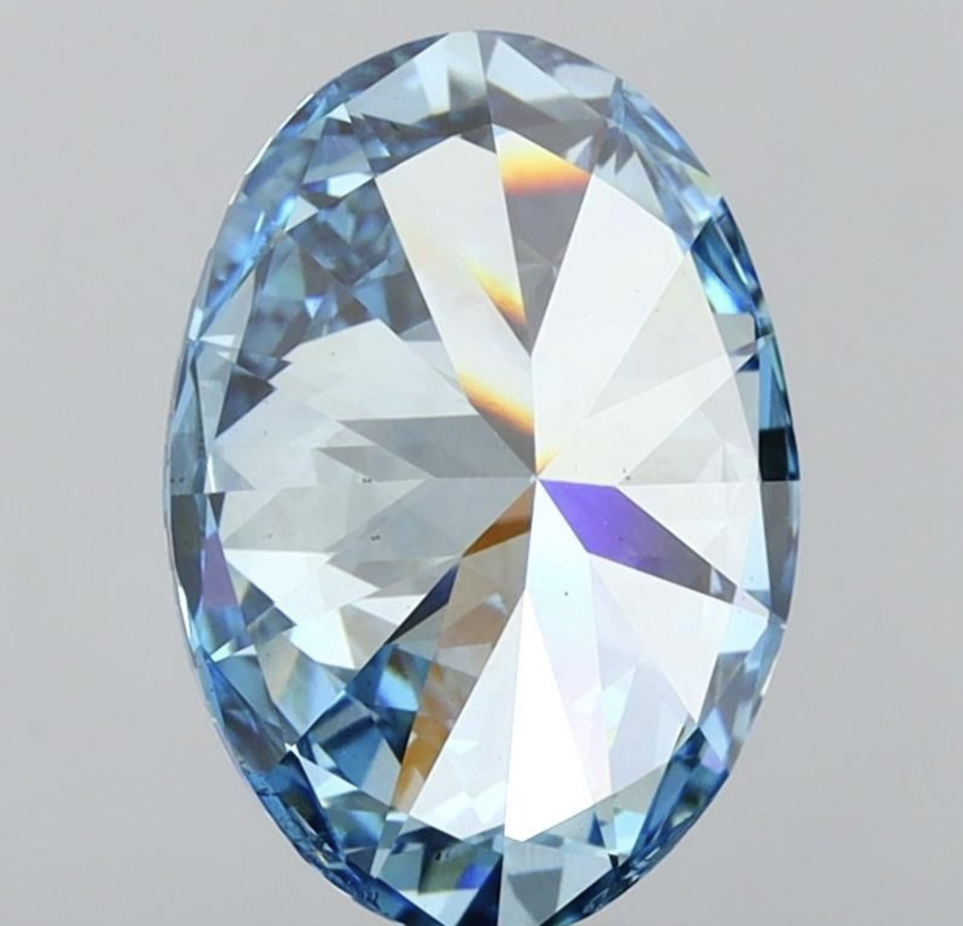 Oval Diamond 5.00 Carat Fancy Blue Colour VS2 Clarity EX EX - IGI - Bild 4 aus 9