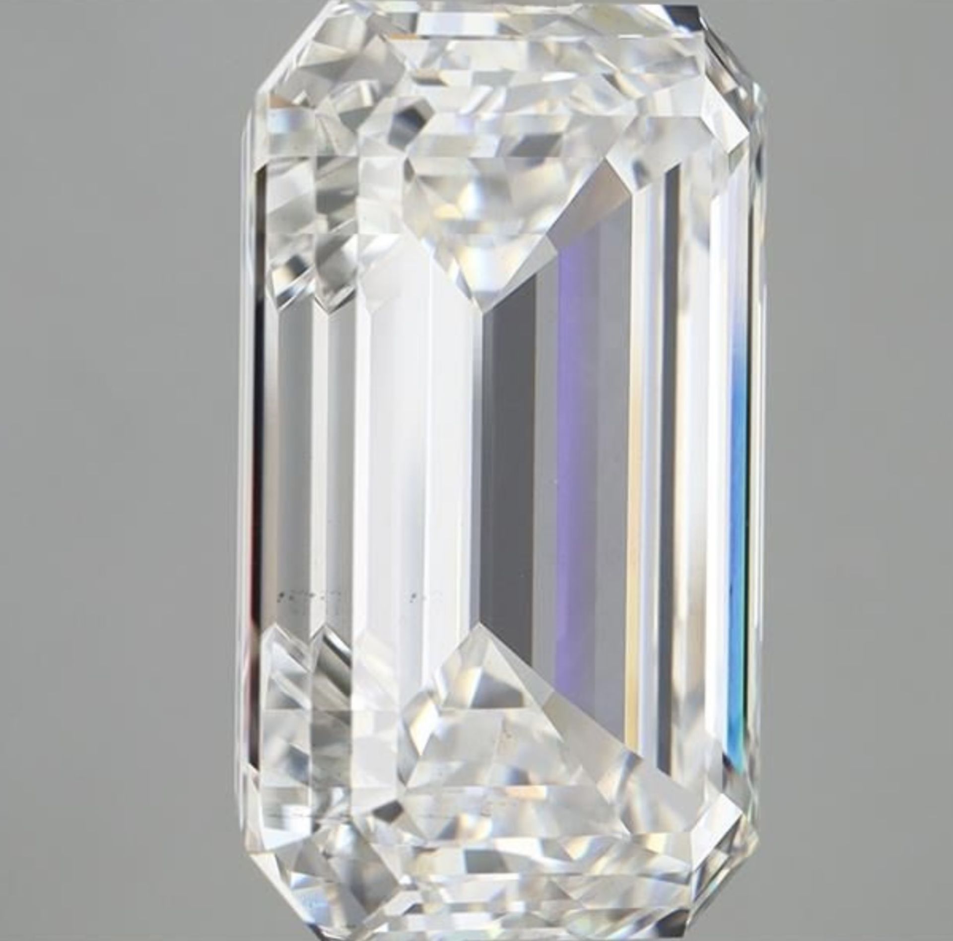 Emerald Cut Diamond F Colour SI1 Clarity 11.04 Carat EX EX - IGI - Bild 6 aus 8