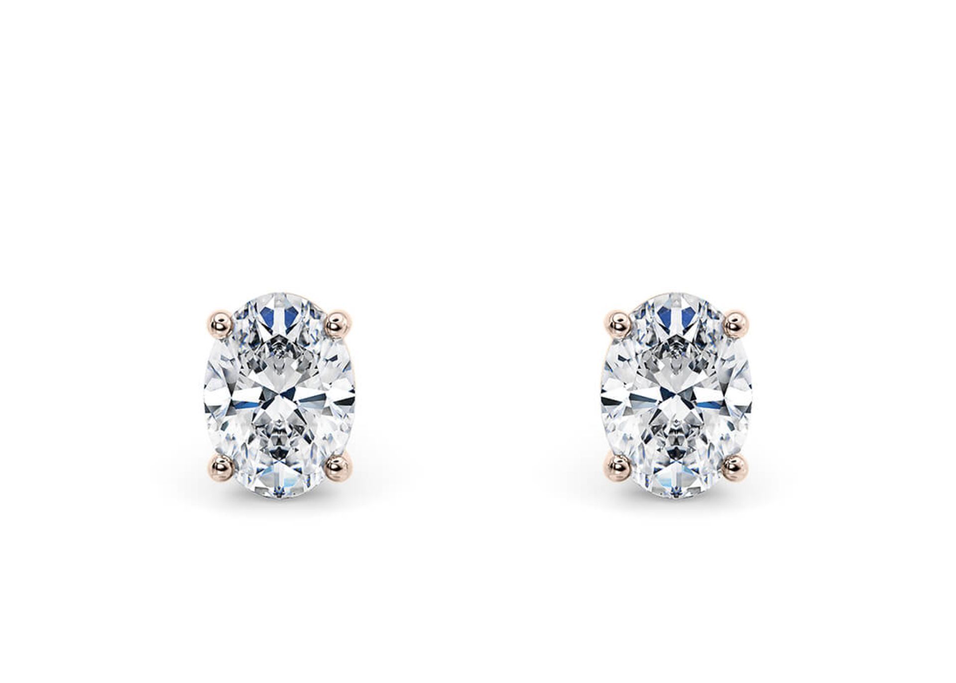 Oval Cut 3.00 Carat Natural Diamond Earrings Set in 18kt Rose Gold - F Colour SI Clarity - GIA - Bild 2 aus 3