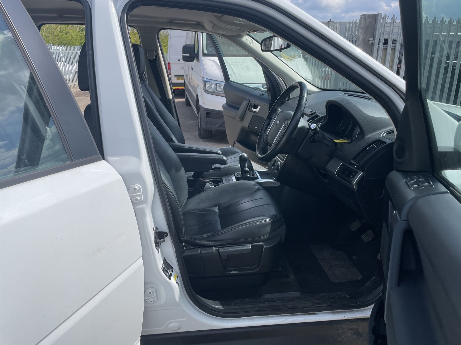 ** ON SALE ** Land Rover Freelander 2 ED4150 XS 2.2 2013 '62 Reg'- Parking Sensors- Alloy Wheels - Image 12 of 35