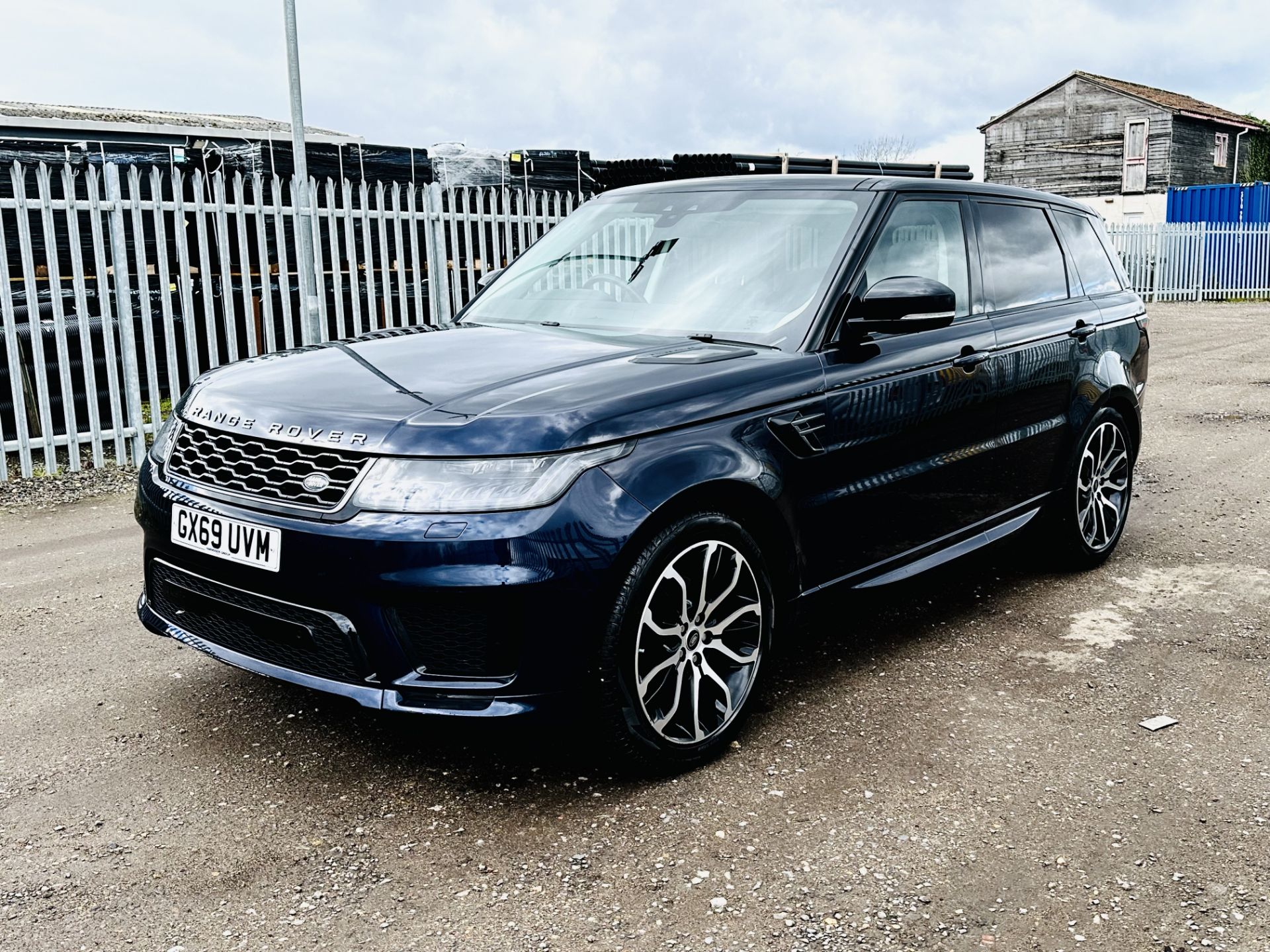 ** ON SALE ** Land Rover Range Rover Sport 3.0 SDV6 HSE DYNAMIC 2020 '69 Reg'- ULEZ Compliant - Image 4 of 30