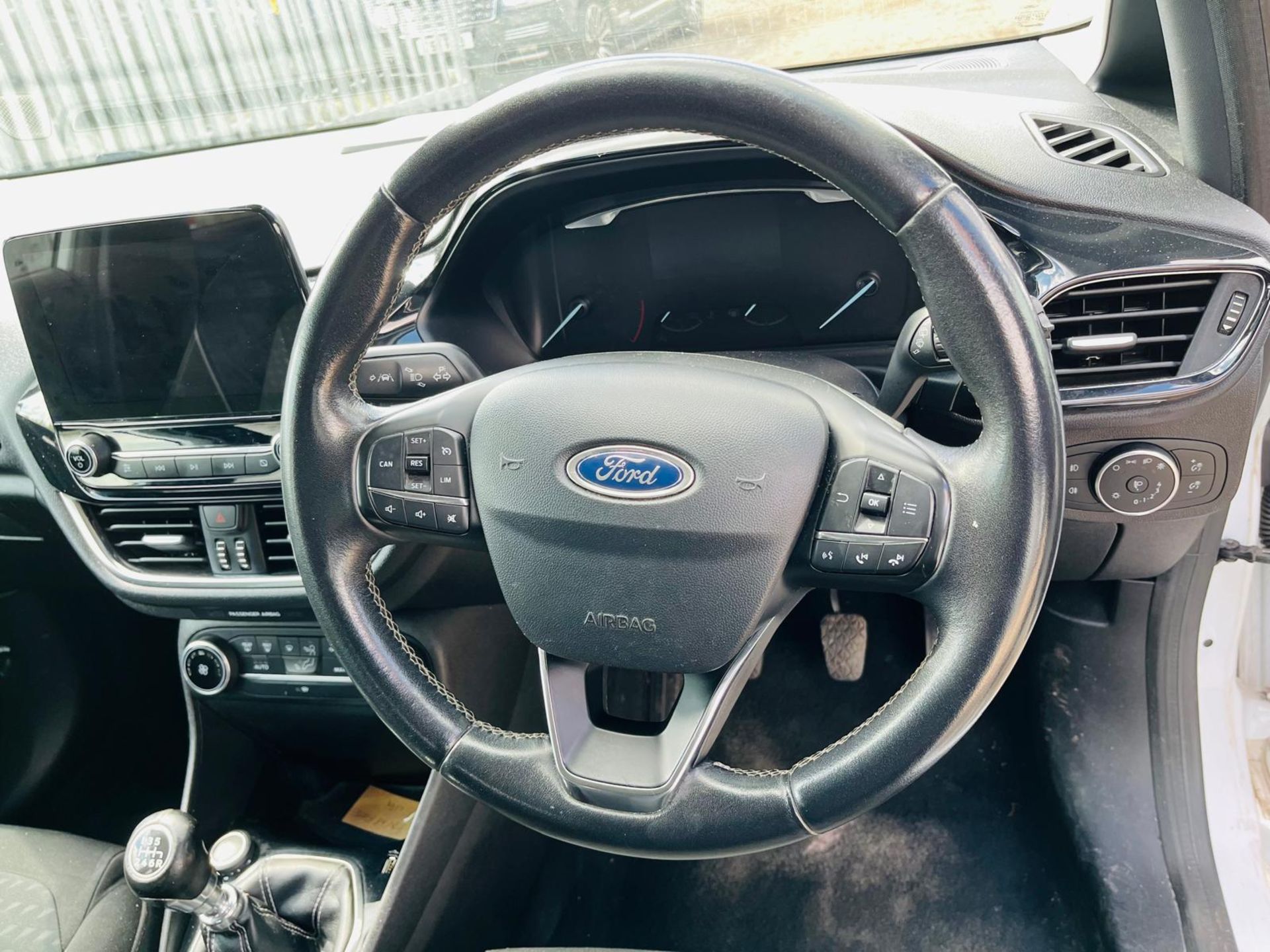 ** ON SALE **Ford Fiesta 100 Titanium 1.0 2018 '68 Reg' - A/C - Navigation - ULEZ Compliant - Image 15 of 34