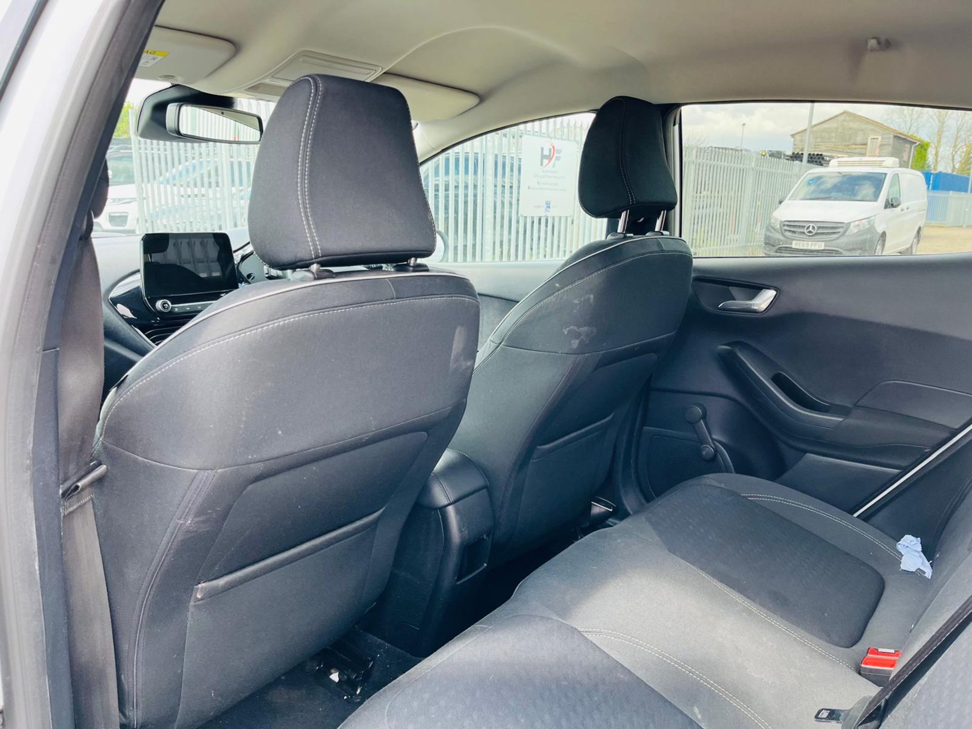 ** ON SALE **Ford Fiesta 100 Titanium 1.0 2018 '68 Reg' - A/C - Navigation - ULEZ Compliant - Image 31 of 34