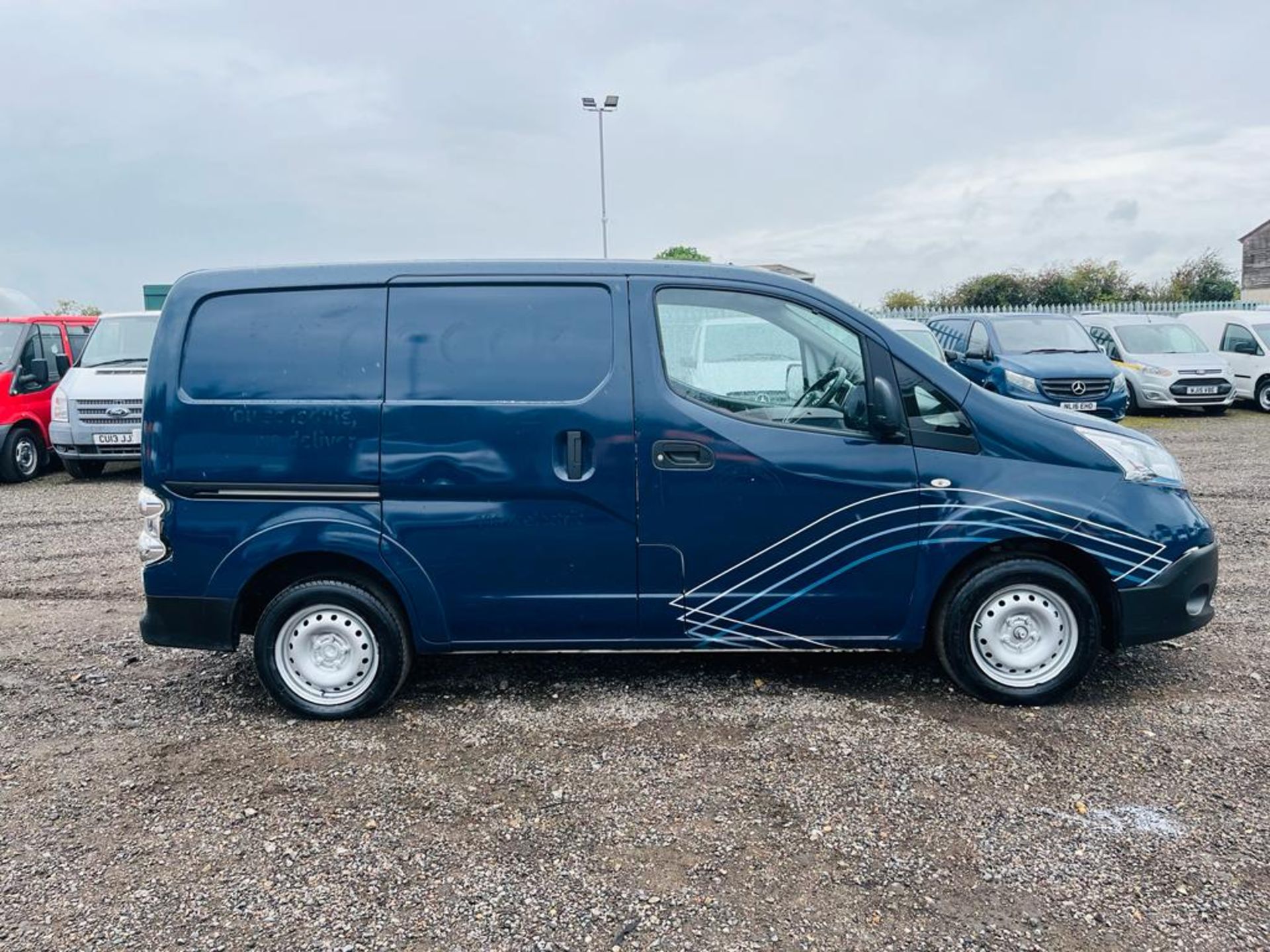 Nissan E-NV200 40KWH 109 Acenta 6.6/50KW 2020 '70 Reg' - ULEZ Compliant -Power Windows- Bluetooth - Image 14 of 30