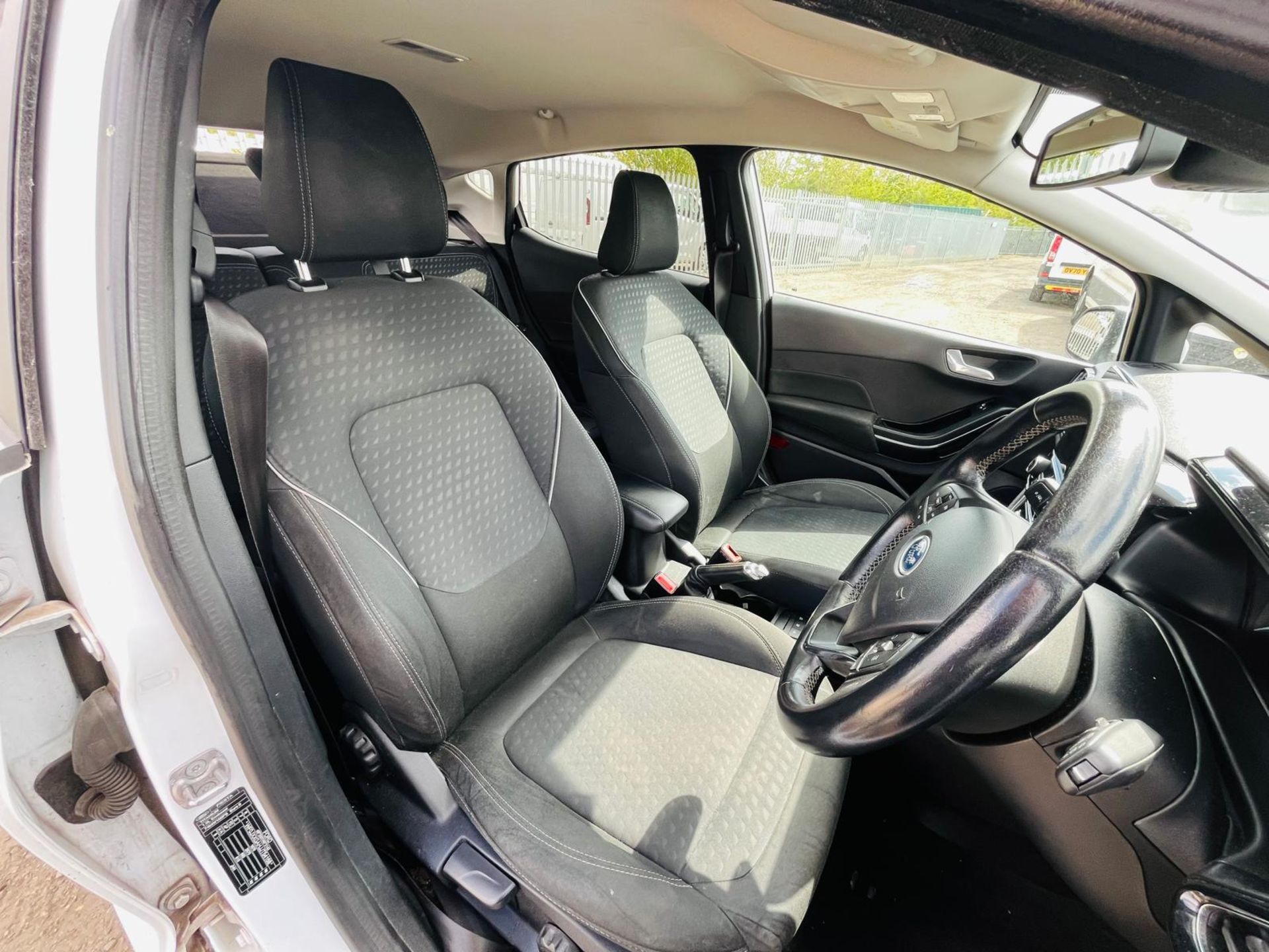 ** ON SALE **Ford Fiesta 100 Titanium 1.0 2018 '68 Reg' - A/C - Navigation - ULEZ Compliant - Image 13 of 34